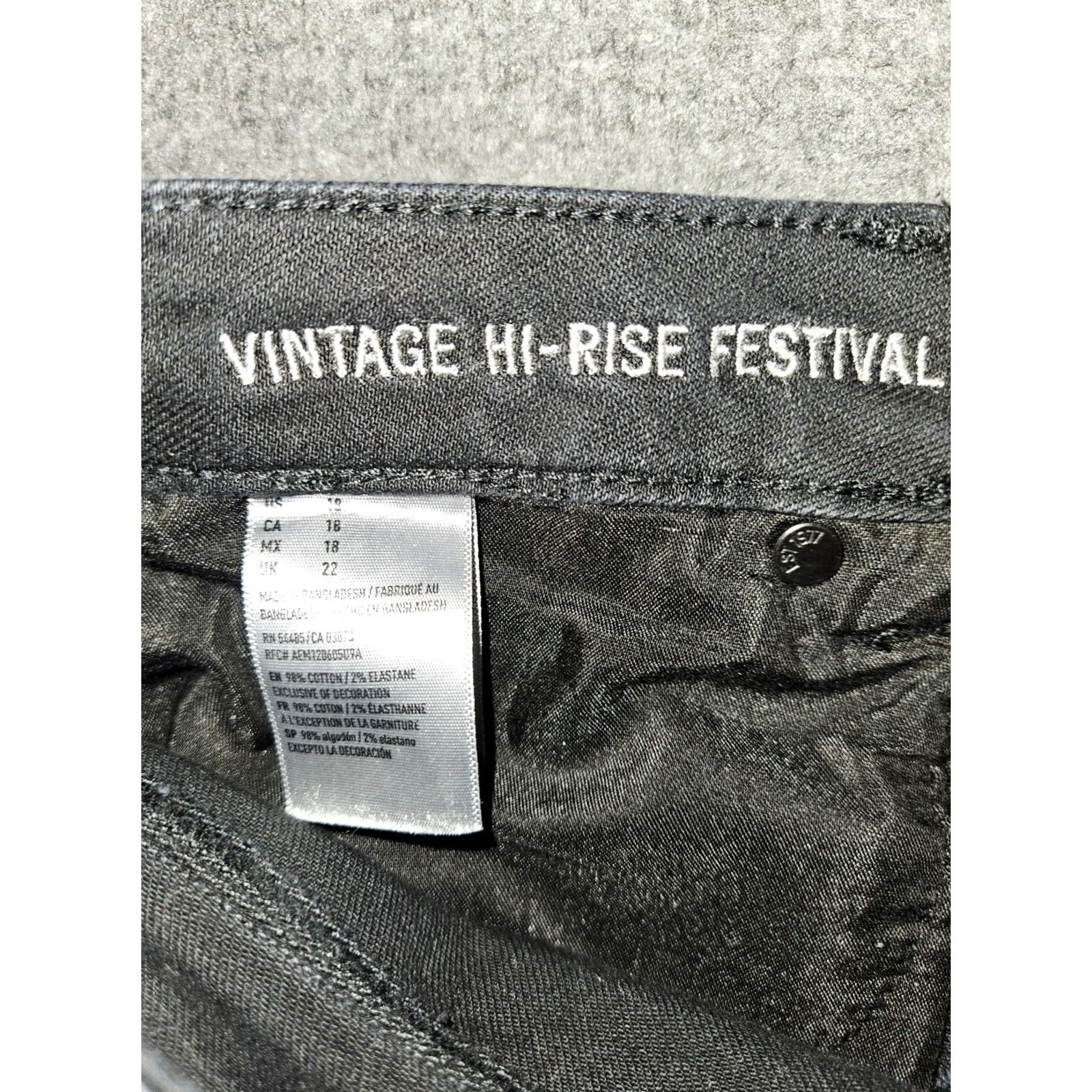 American Eagle Outfitters VINTAGE American Eagle Festival Shorts Women's 18 Black Denim 90s Distressed Super Stretch 5-Pocket Inseam 3.5 in Size 40" / US 18 - 3 Thumbnail