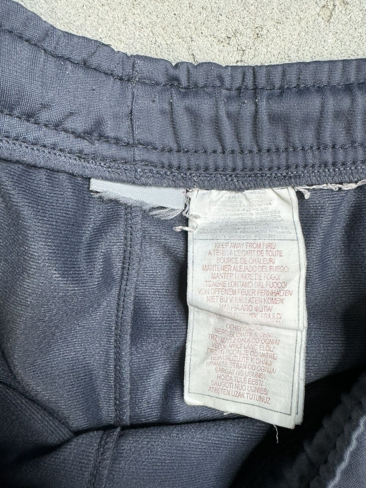 Nike × Vintage Vintage Nike 00s Track Jacket And Pants Track suit Nylon Y2K Size US M / EU 48-50 / 2 - 11 Thumbnail
