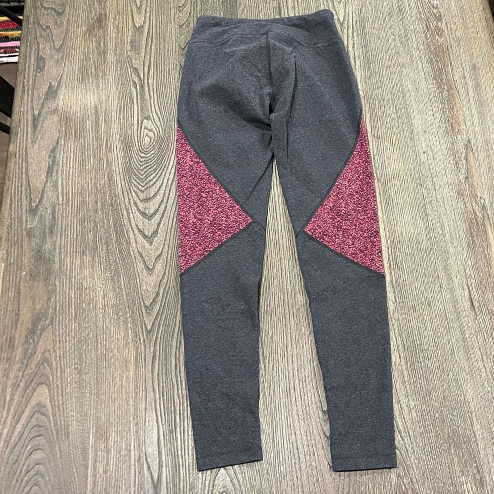 Reebok Reebok Leggings High Waist Workout Red Gray Small Size 27" / US 4 / IT 40 - 6 Thumbnail