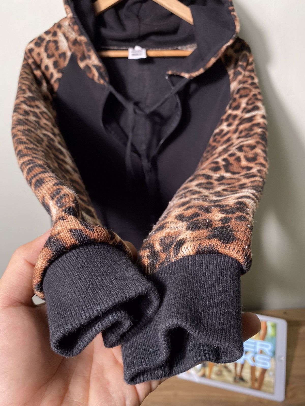 Japanese Brand Japanese Brand Zip Up Hoodie Leopard Size US L / EU 52-54 / 3 - 3 Thumbnail