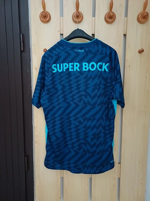 New Balance New Balance Fc.Porto 2024/25 third shirt Size US L / EU 52-54 / 3 - 3 Thumbnail