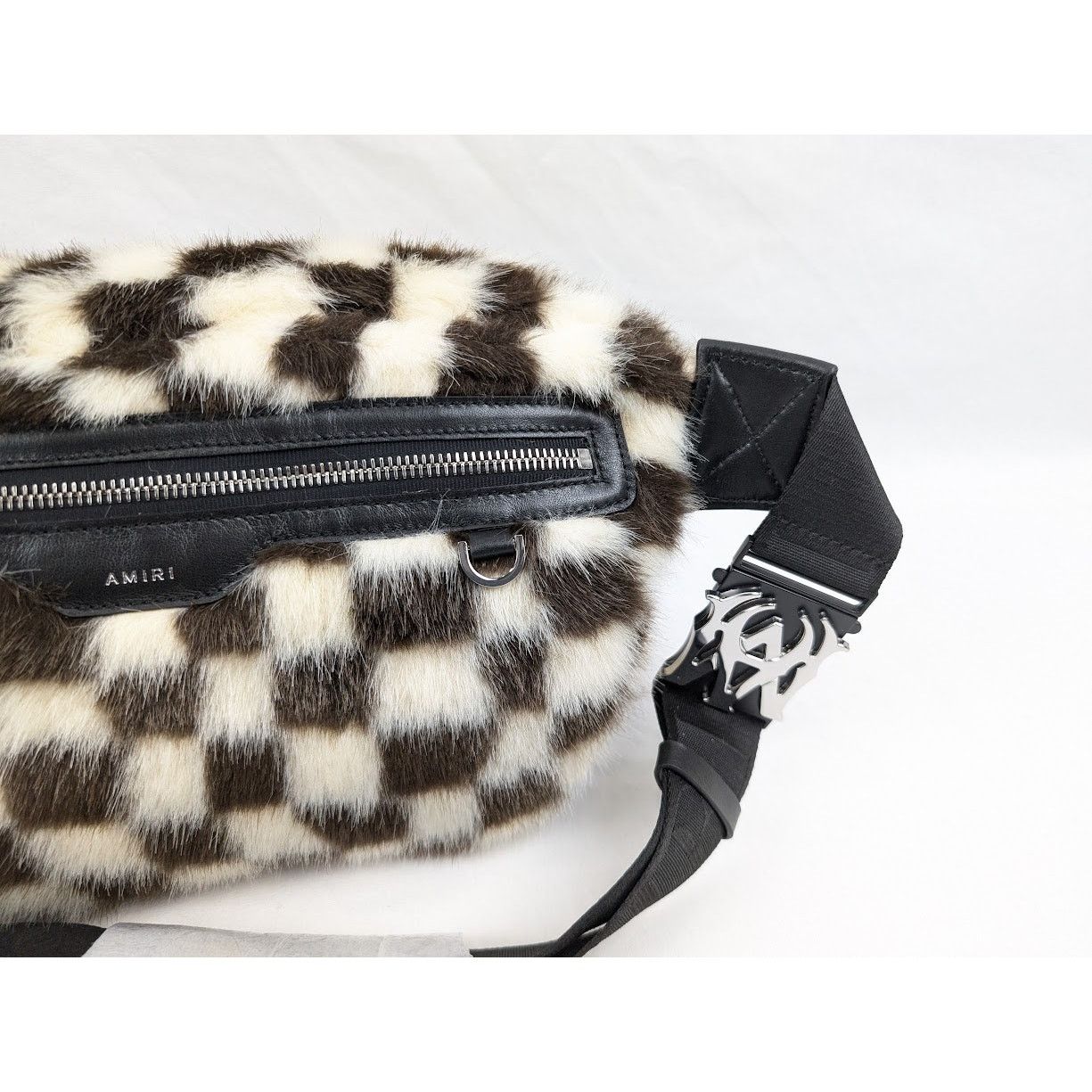 Amiri o1rshd1 DUP / Size: OS/Faux Fur Checkered Bumbag Black/White Size ONE SIZE - 15 Thumbnail