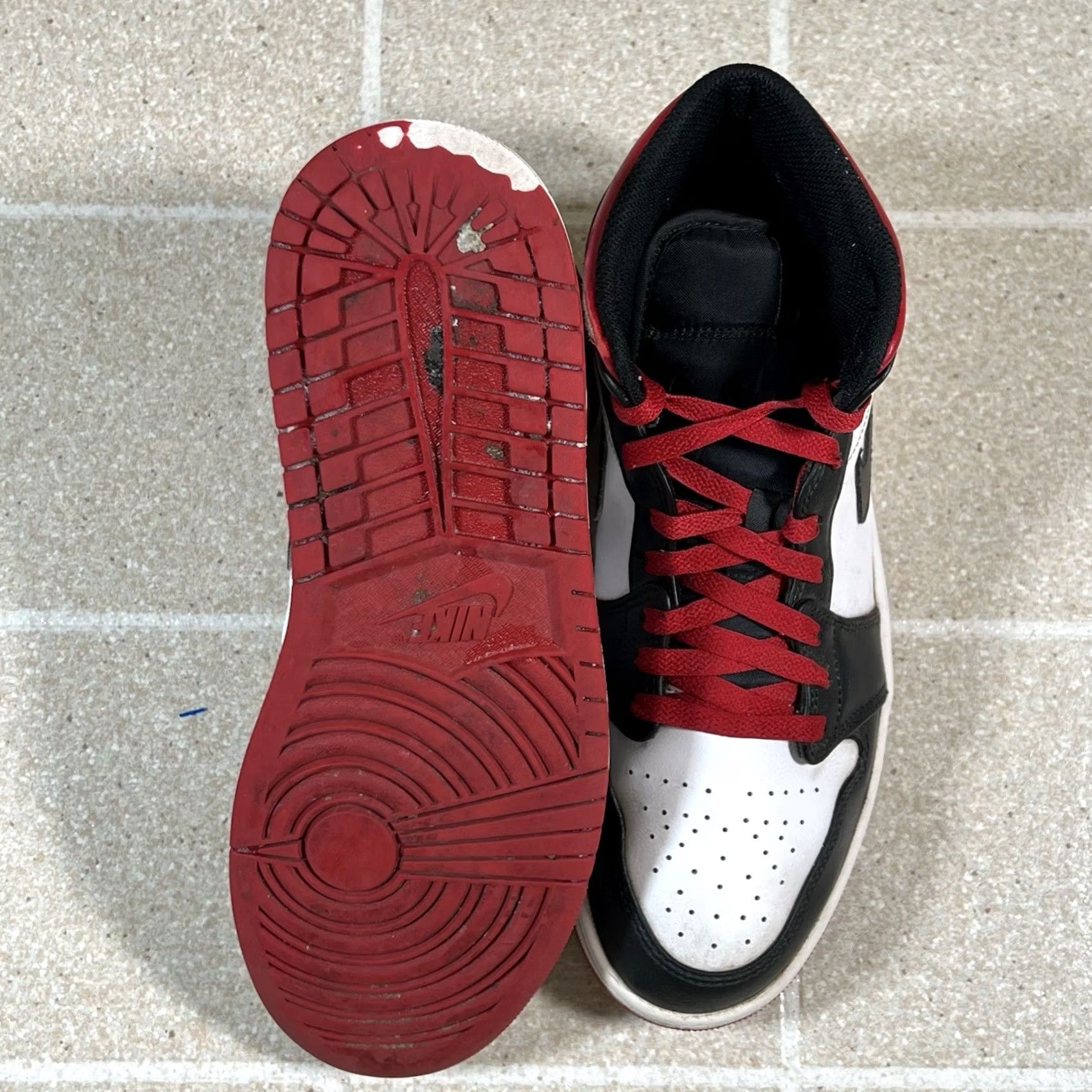 Jordan Brand Jordan Air Jordan 1 Mid Sneaker Gym Red Black White DQ8426-106 Leather Mid Top Men Size US L / EU 52-54 / 3 - 5 Thumbnail