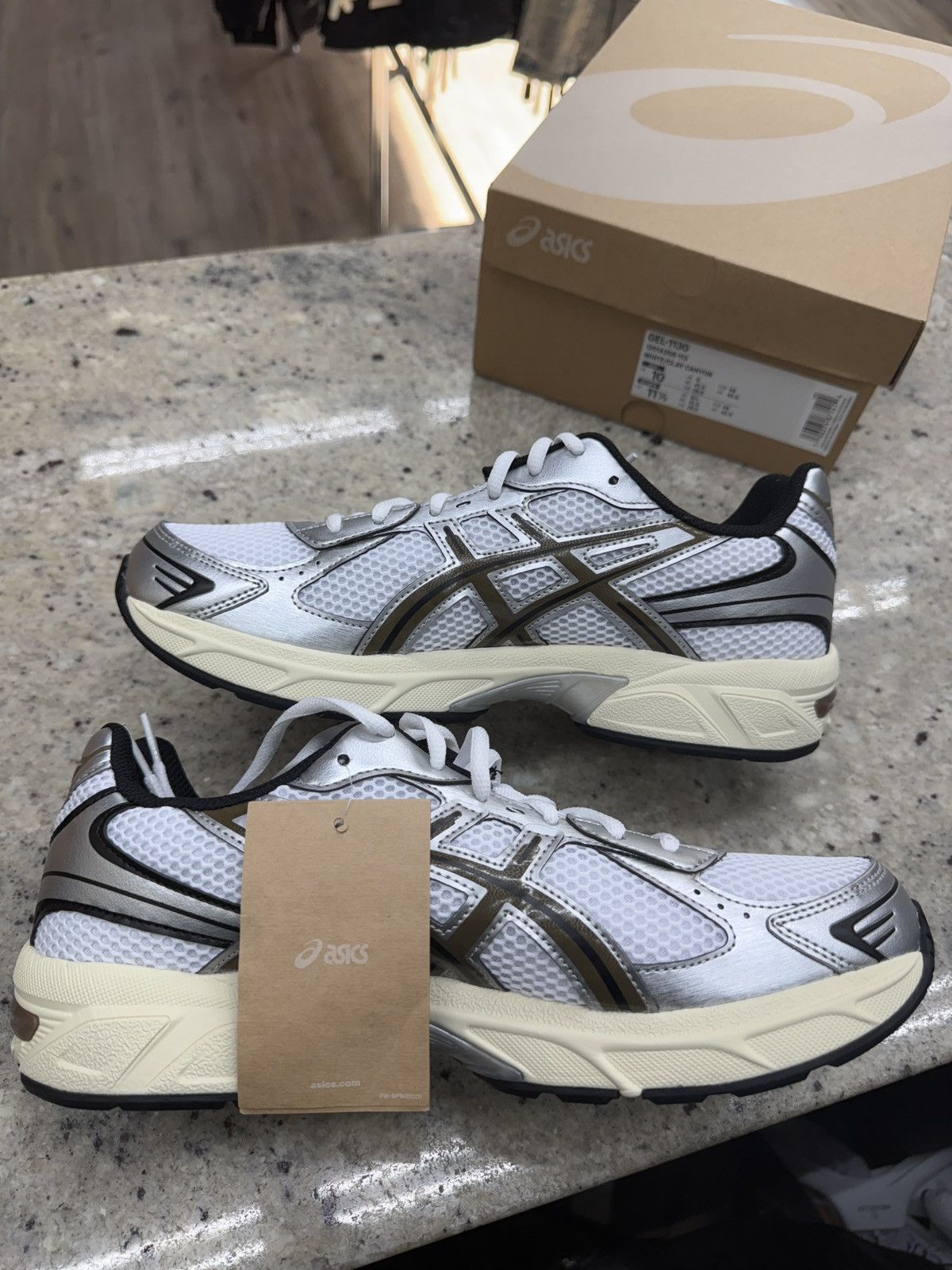 Asics Asics Gel 1130s White/Clay Canyon Size US 10 / EU 43 - 2 Thumbnail