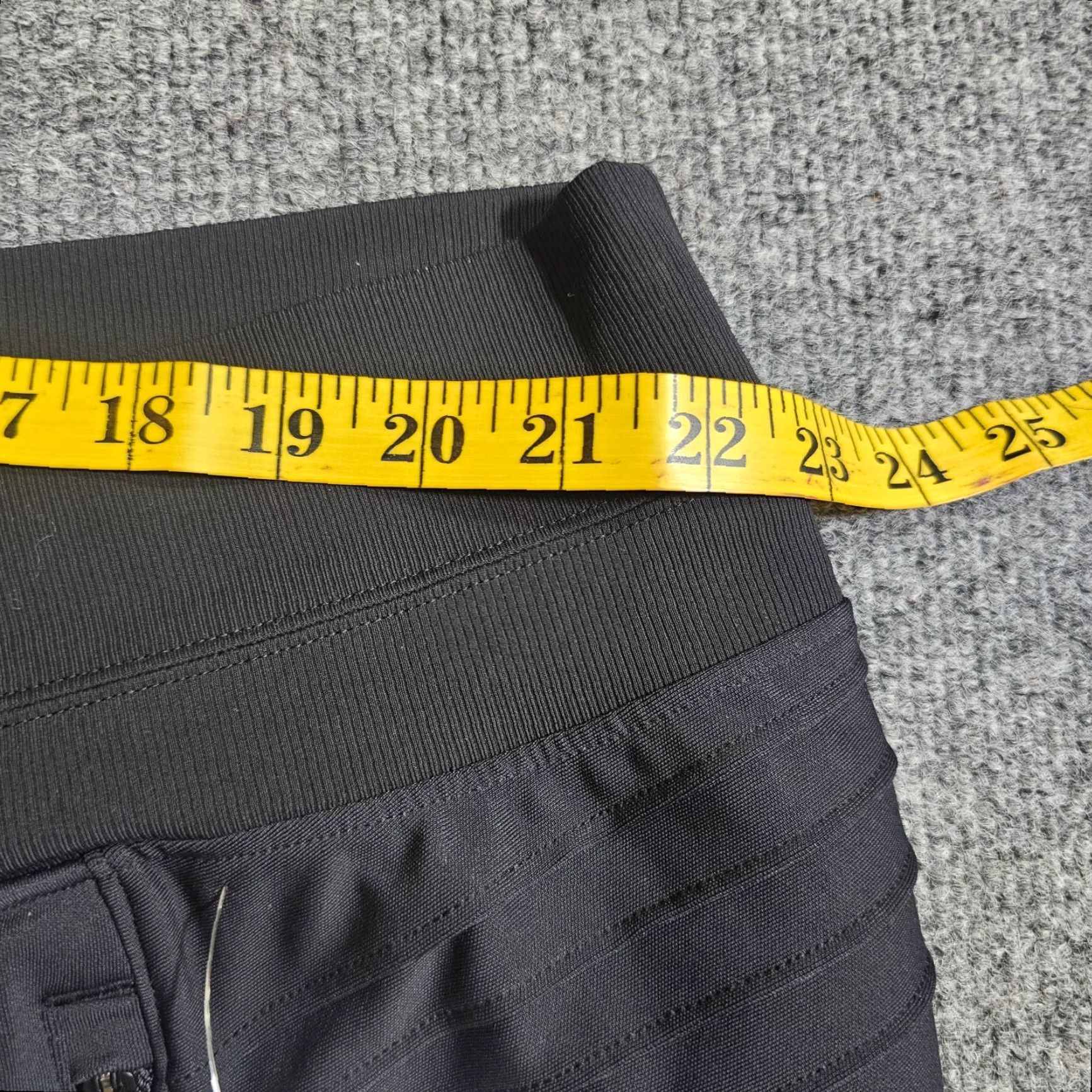 Athleta Athleta Pants Womens 3X Black Moto Joggers Stretch Elastic Waist Athleisure Size 40" / US 18 - 6 Thumbnail