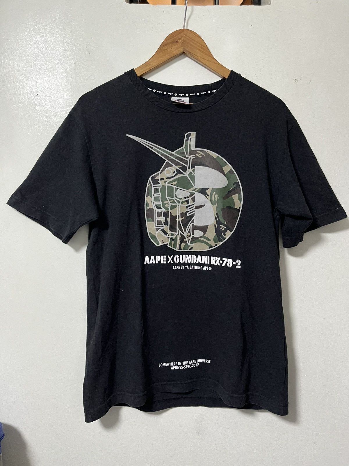 Aape AAPE X GUNDAM tee Shirt Size US L / EU 52-54 / 3 - 2 Thumbnail