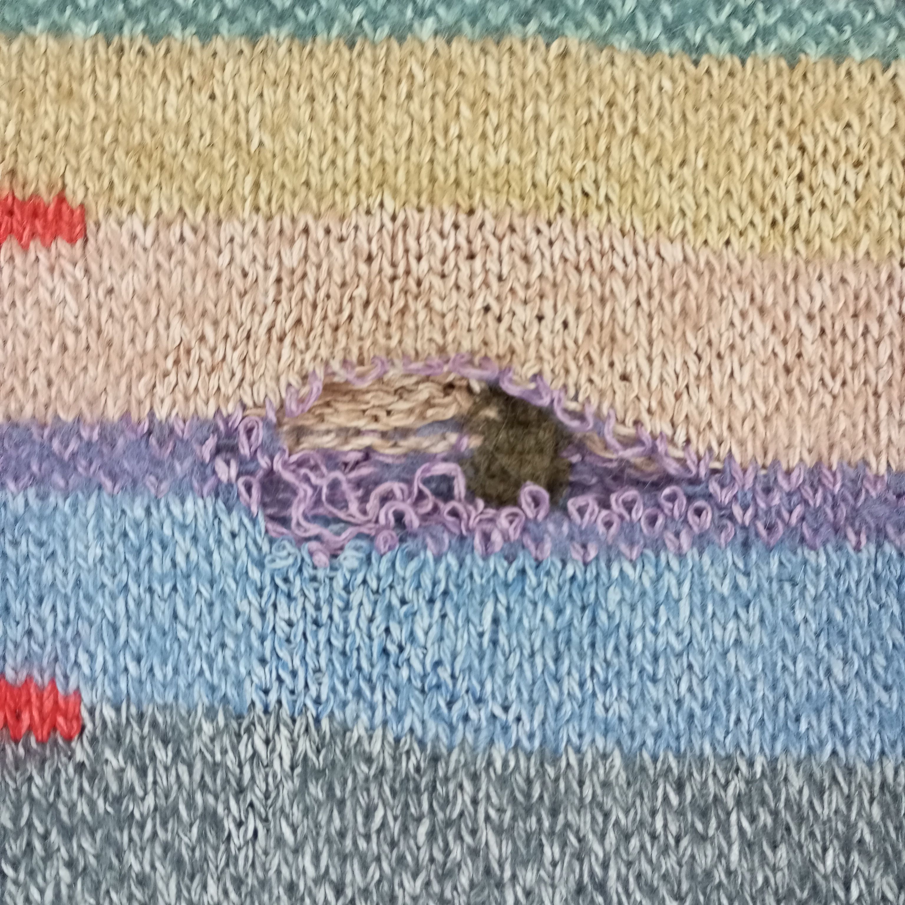 Vintage Cardigan Colourful Design Distressed Knitwear Sweater Size US S / EU 44-46 / 1 - 4 Thumbnail