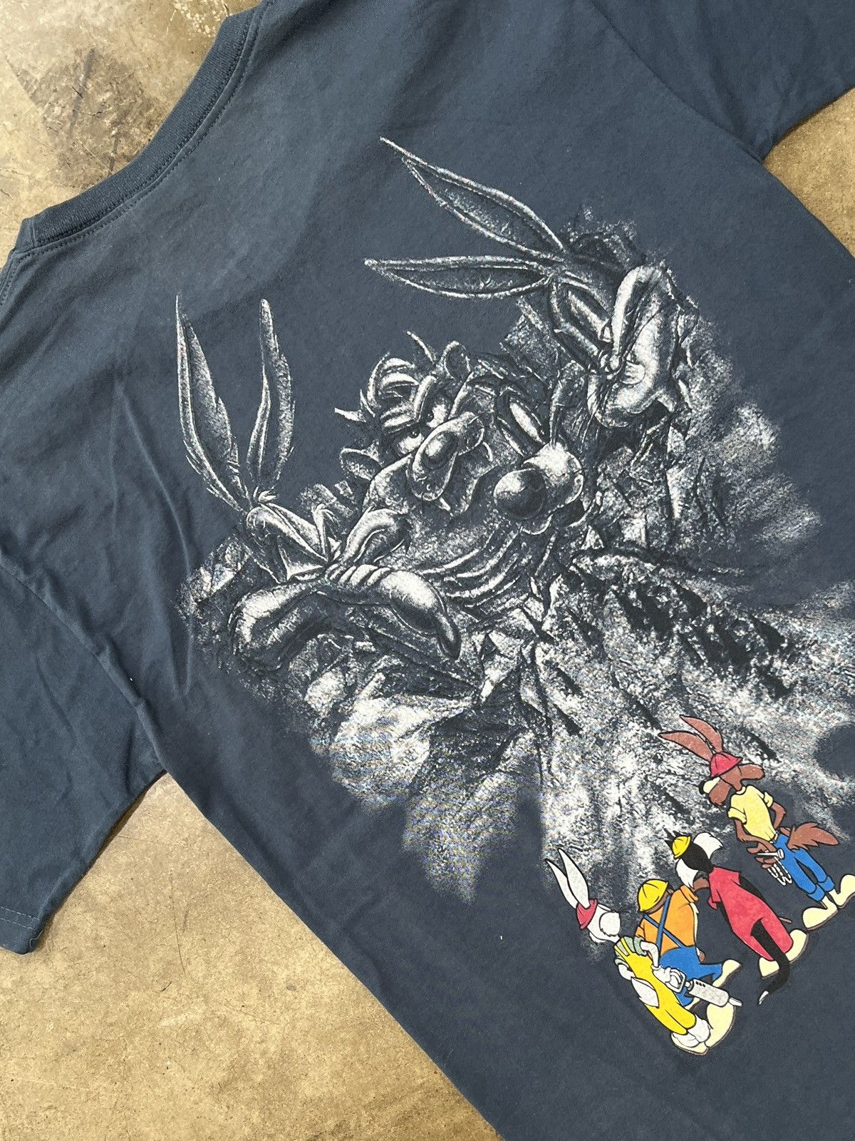 Vintage × Warner Bros Vintage Looney Tunes Demolition Taz Bugs Bunny Tee Medium Size US M / EU 48-50 / 2 - 1 Thumbnail