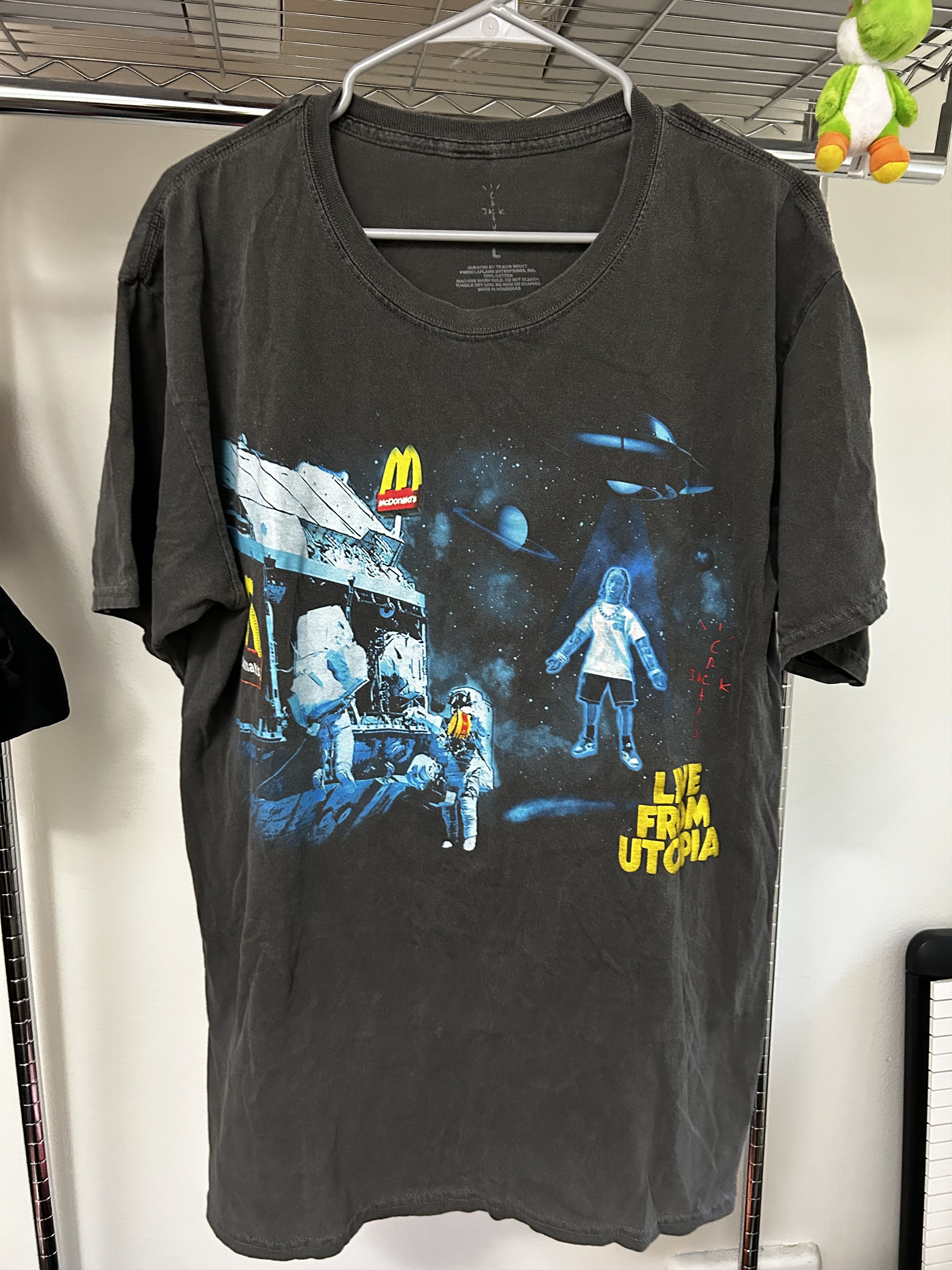 Travis Scott Travis Scott Live From Utopia Size US L / EU 52-54 / 3 - 1 Thumbnail