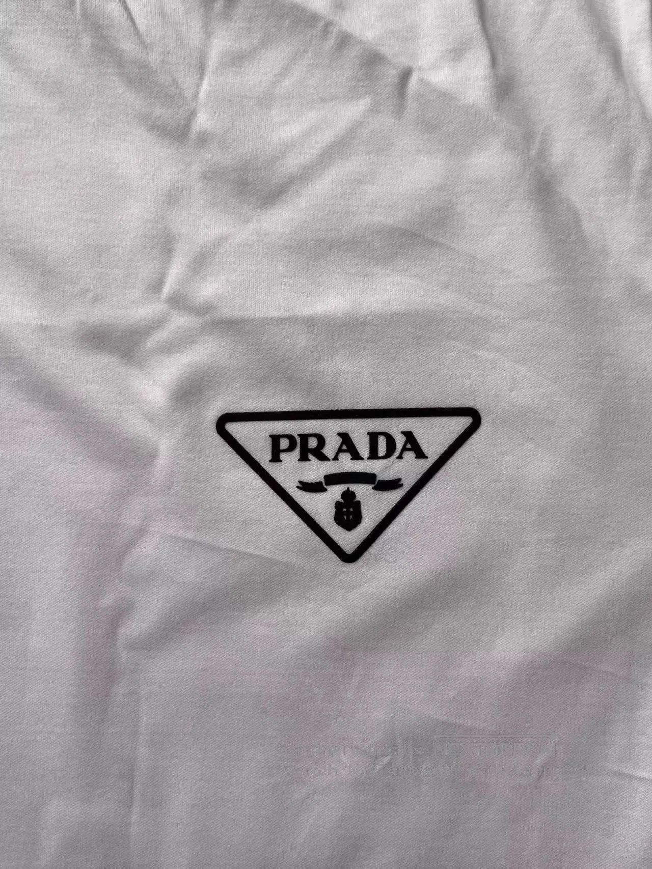 Prada PRADA Men's Short Sleeve Logo Print T-Shirt. Size US XXL / EU 58 / 5 - 3 Thumbnail