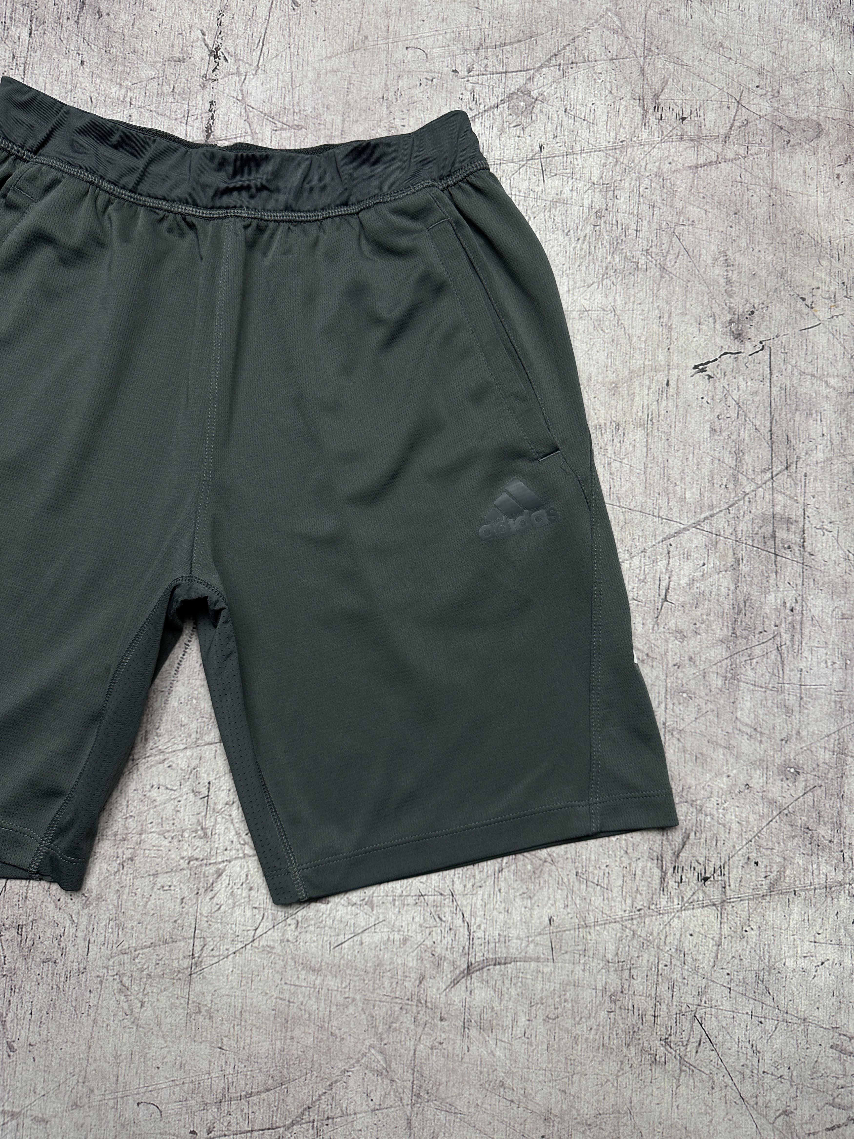 Adidas Adidas Mens Shorts Size US 32 / EU 48 - 2 Thumbnail