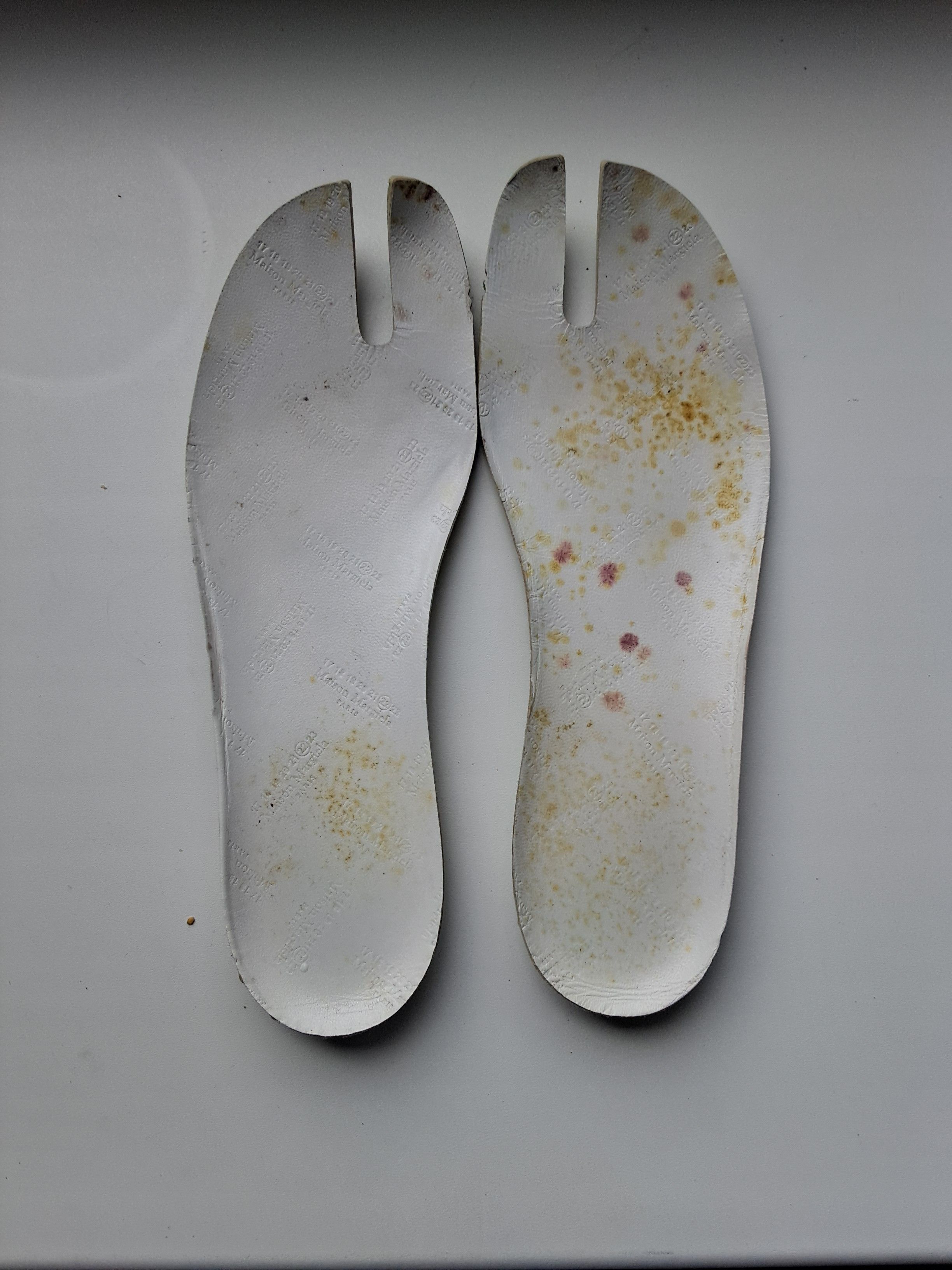 Maison Margiela Maison MargielaLow Top Sneakers«Graffiti Print»Rare Archives Size US 9 / EU 42 - 6 Thumbnail