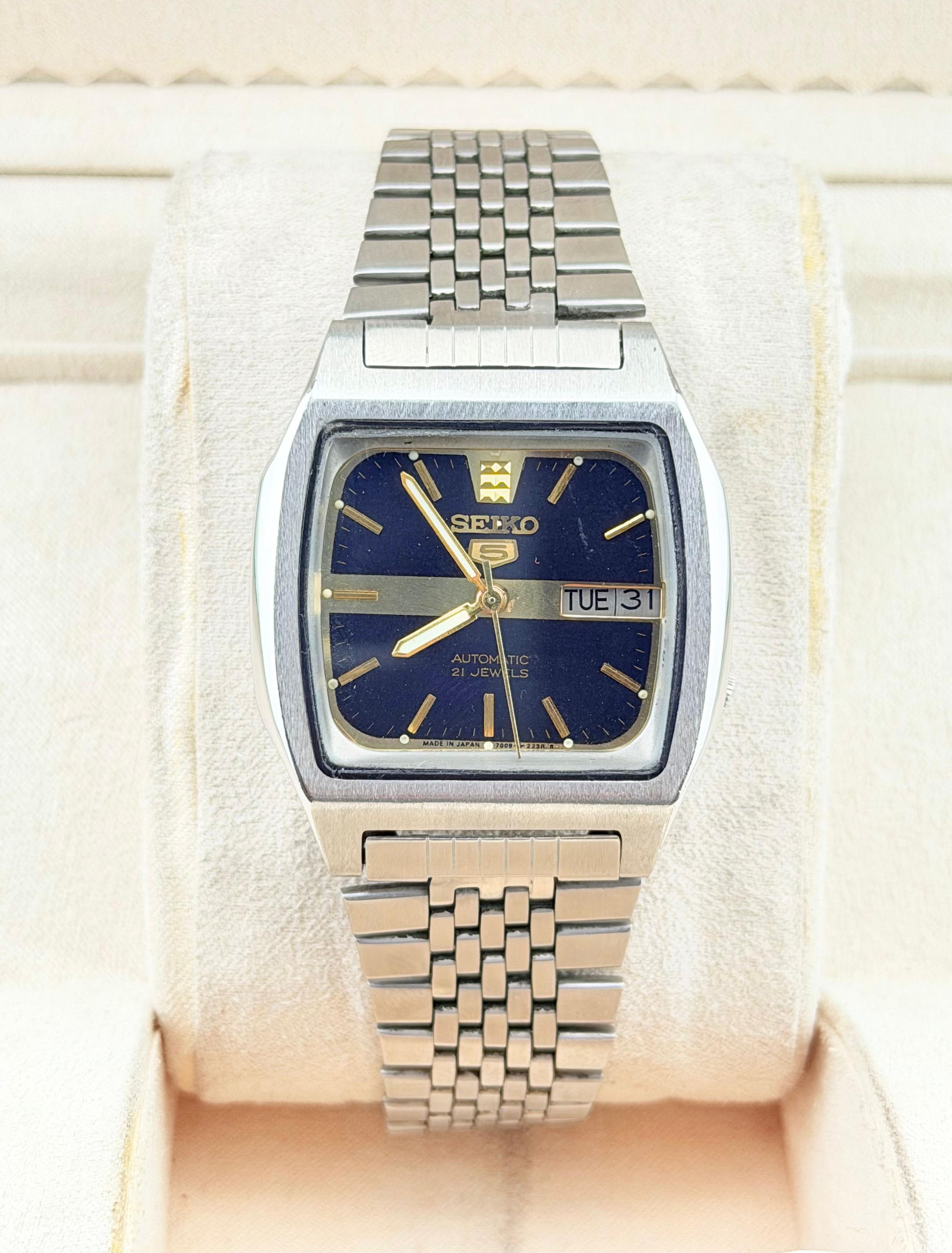 Seiko Vintage Men’s Wrist Watch|Black Dial Size 36 - 2 Thumbnail
