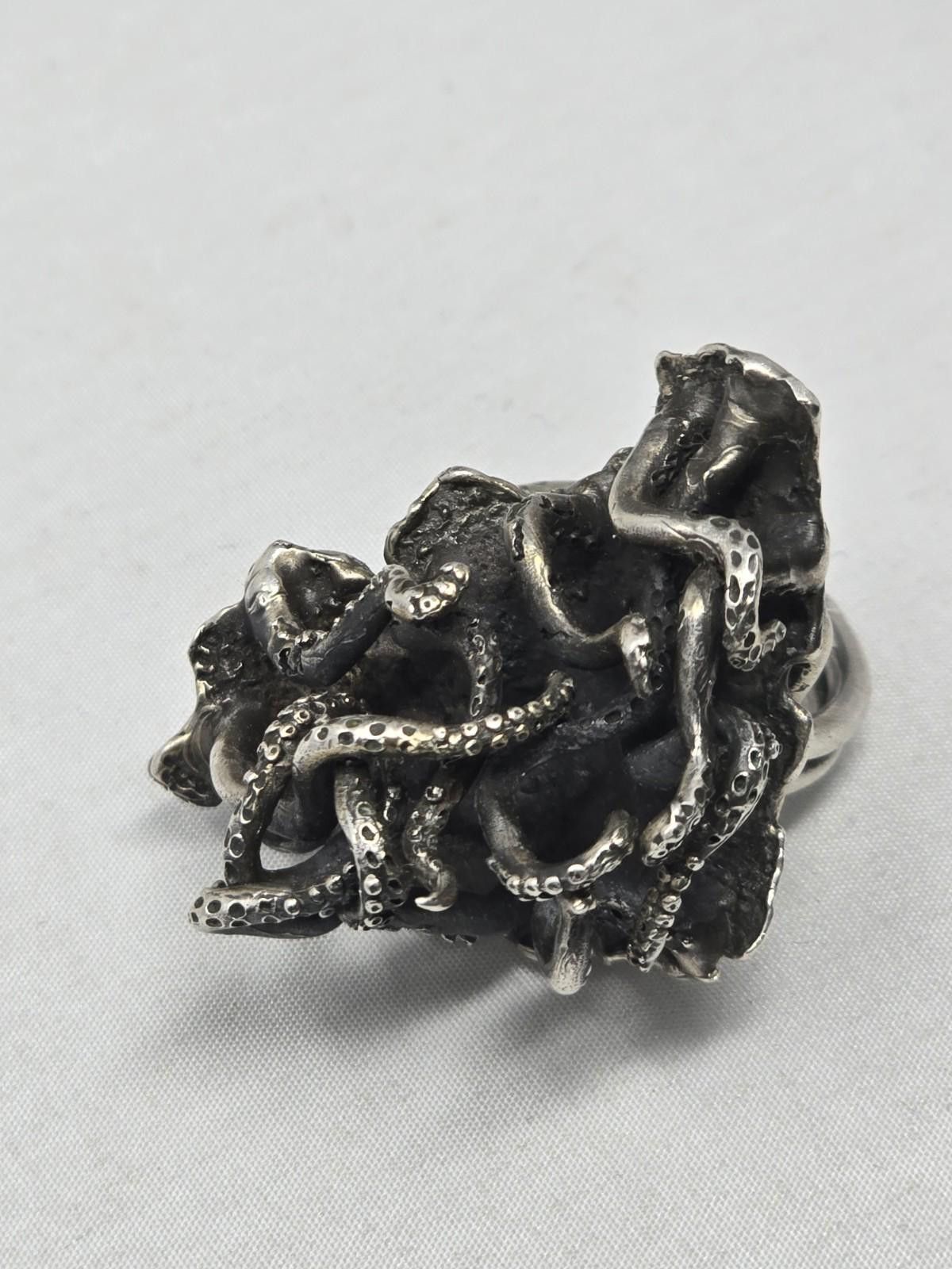 The Unbranded Brand Artisan Sterling Silver Tentacle Statement Ring 7.5 Cthulhu Size ONE SIZE - 3 Thumbnail