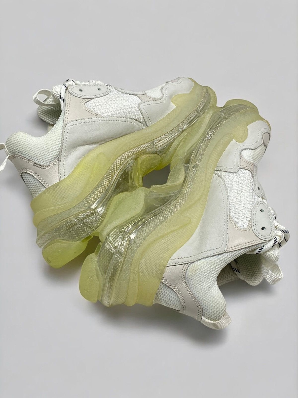 Balenciaga Balenciaga Triple S White Sneakers Size US 6 / EU 39 - 5 Thumbnail