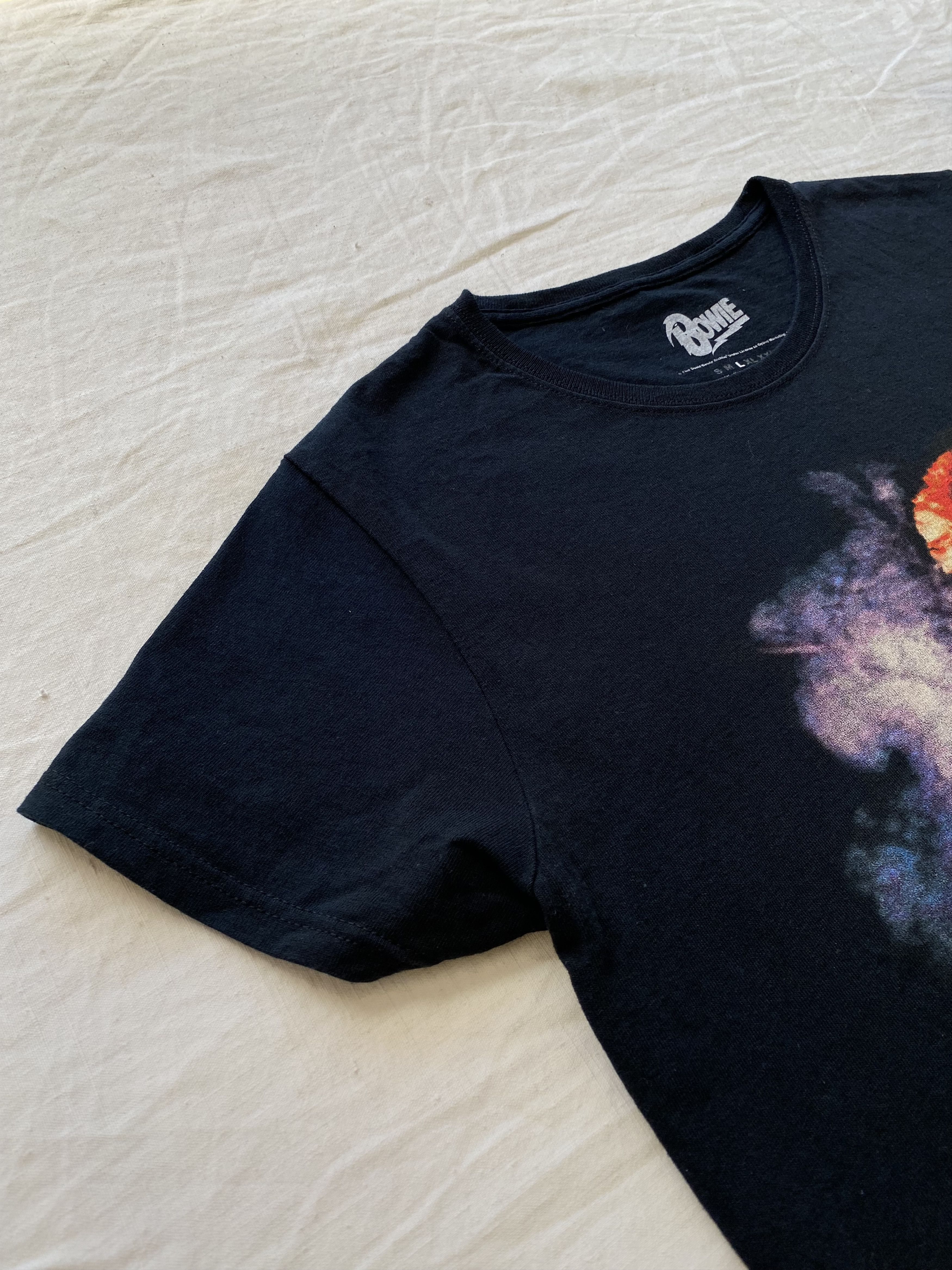 Band Tees Vintage 2016 David Bowie Rock Band T-shirt Size US L / EU 52-54 / 3 - 14 Thumbnail