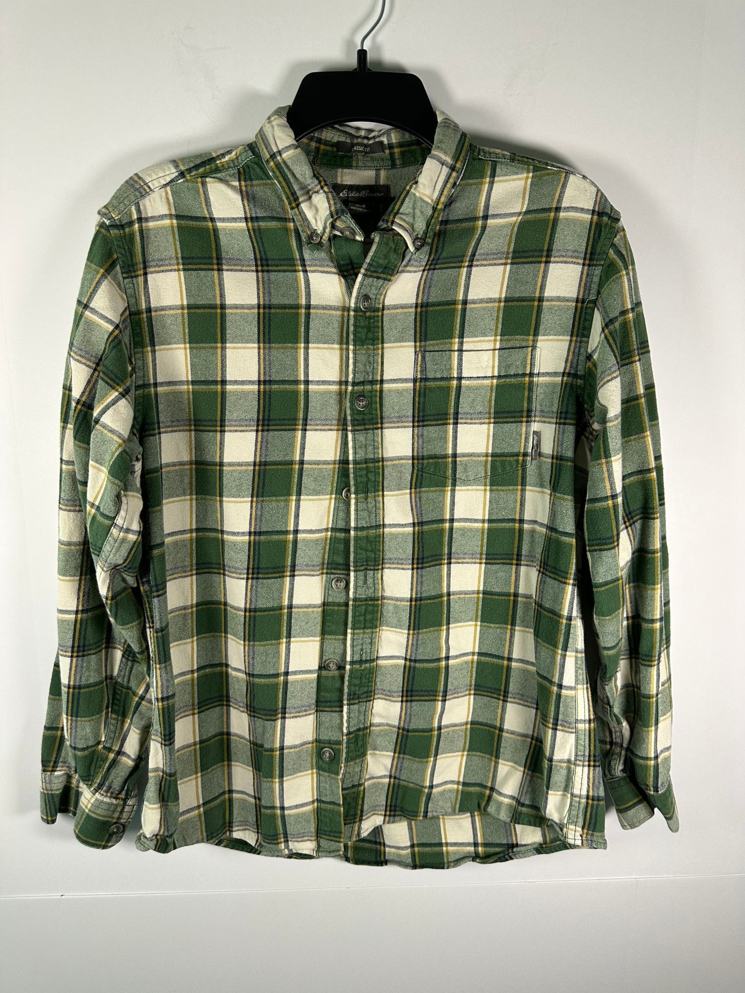 Eddie Bauer Eddie Bauer Shirt Mens M Green Plaid Button Up Flannel Long Size US M / EU 48-50 / 2 - 1 Thumbnail