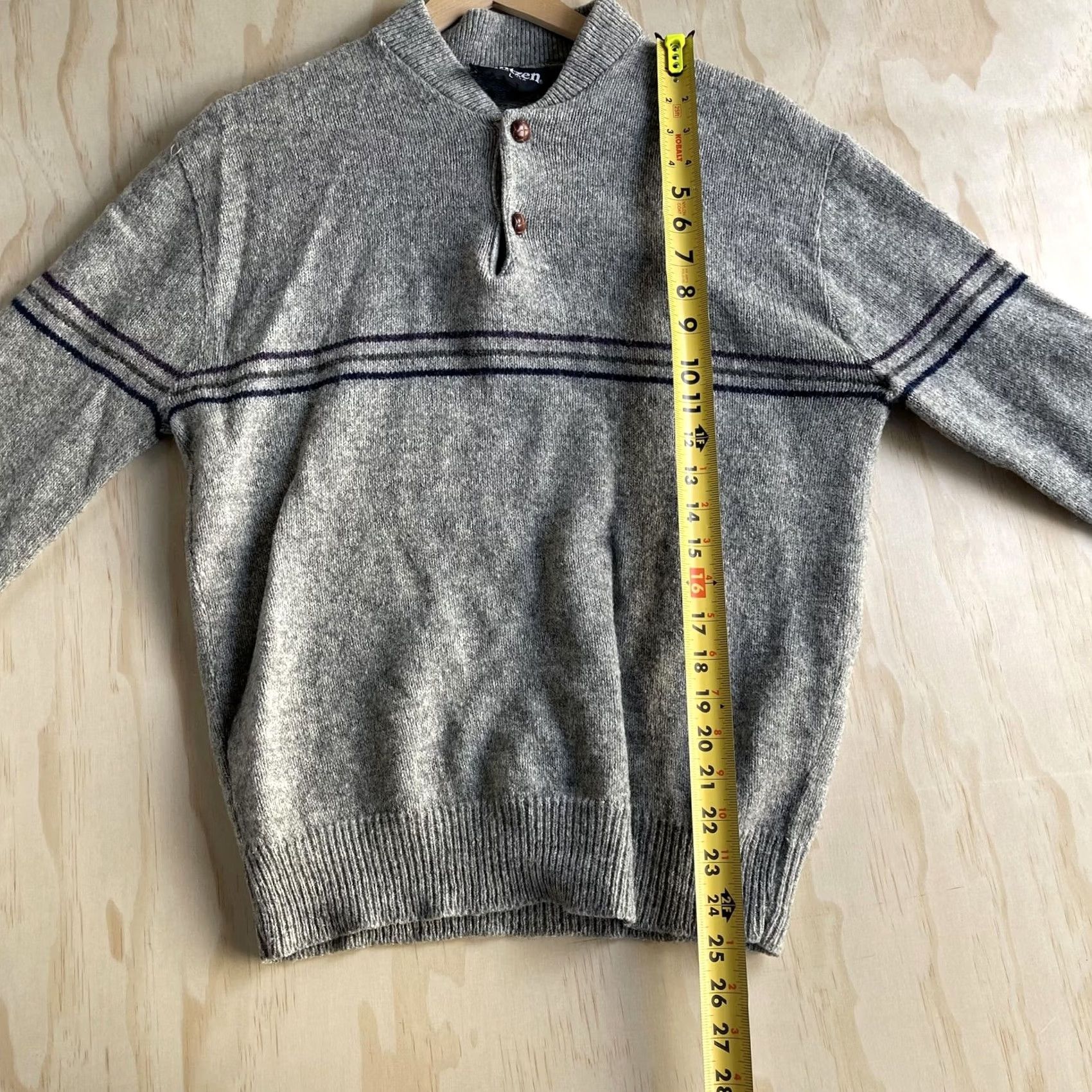 Jantzen VINTAGE Jantzen Sweater Mens Large Gray Mock Neck Henley Stripe Knit USA 90s Size US L / EU 52-54 / 3 - 4 Thumbnail