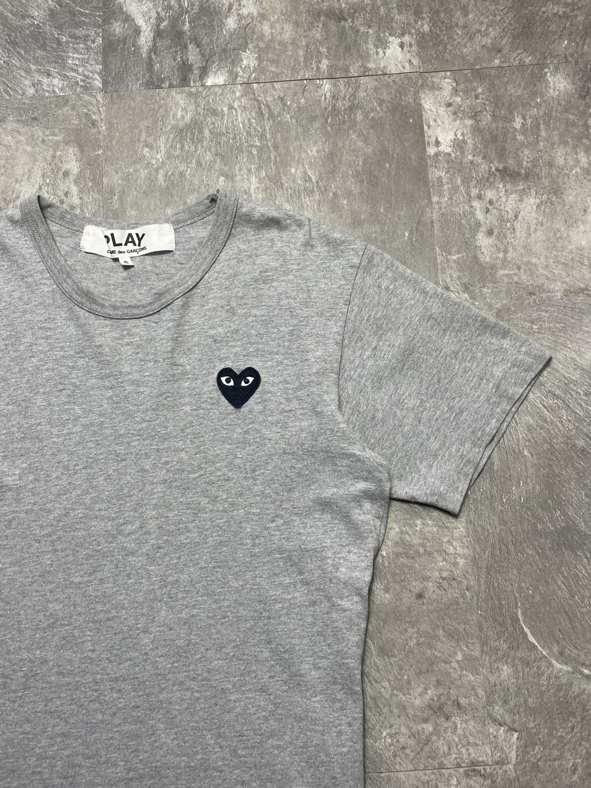 Comme des Garcons PLAY Play Comme Des Garcons CDG Tee Small gray Heart T Shirt Size US S / EU 44-46 / 1 - 2 Thumbnail
