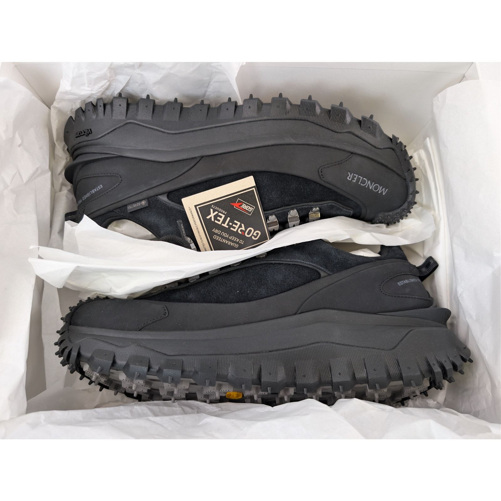 Moncler o1rshd1 Trailgrip Apex low-top sneaker with a Vibram sole Size US 12 / EU 45 - 22 Thumbnail