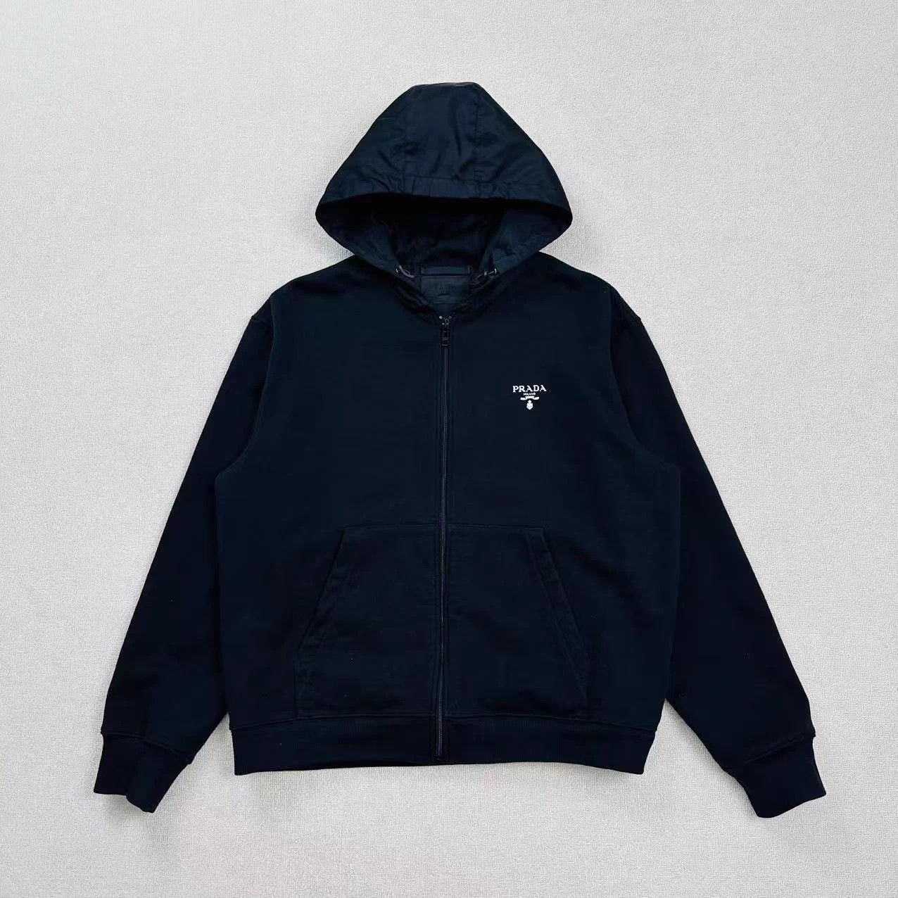 Prada Prada logo print nylon paneled hooded jacket L Size L / US 10 / IT 46 - 1 Thumbnail