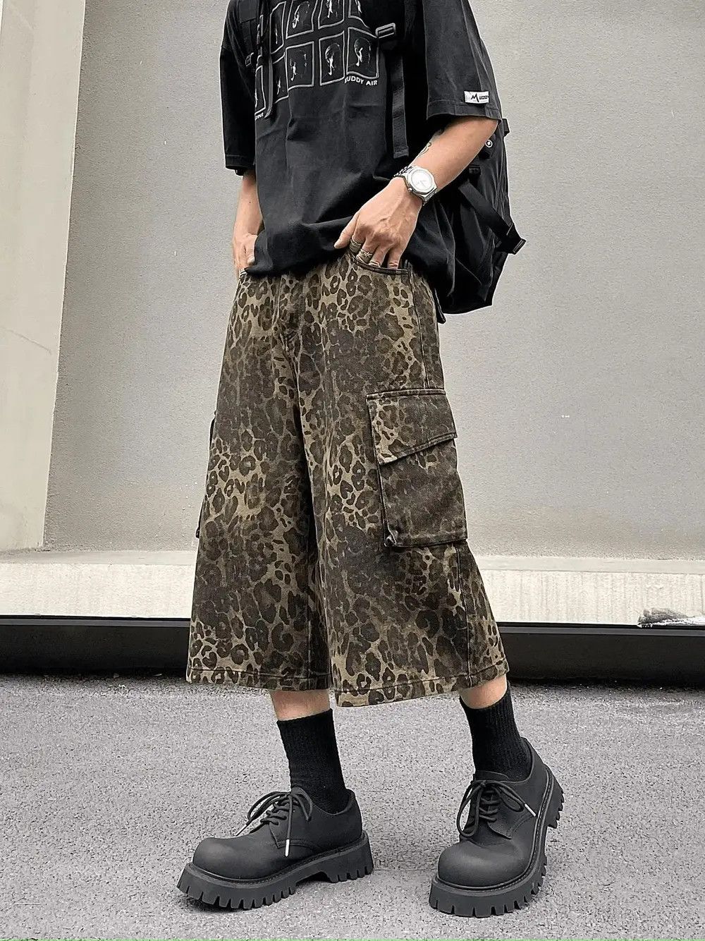 Japanese Brand × Jean Leopard Graphic Baggy Short s Size US 32 / EU 48 - 5 Thumbnail