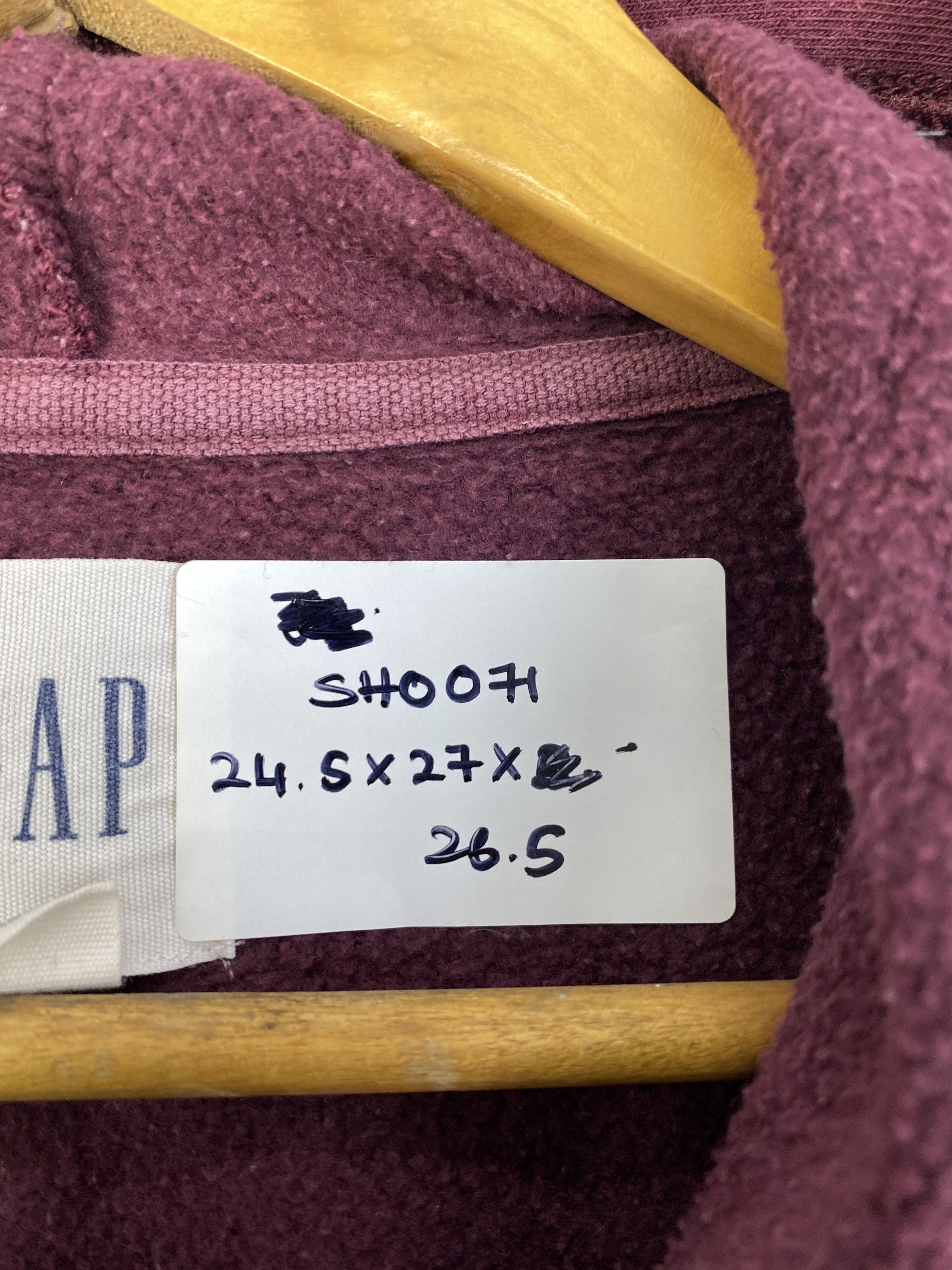 Gap Vintage Gap Faded Central Logo Sweatshirt SH0071 Size US L / EU 52-54 / 3 - 13 Thumbnail
