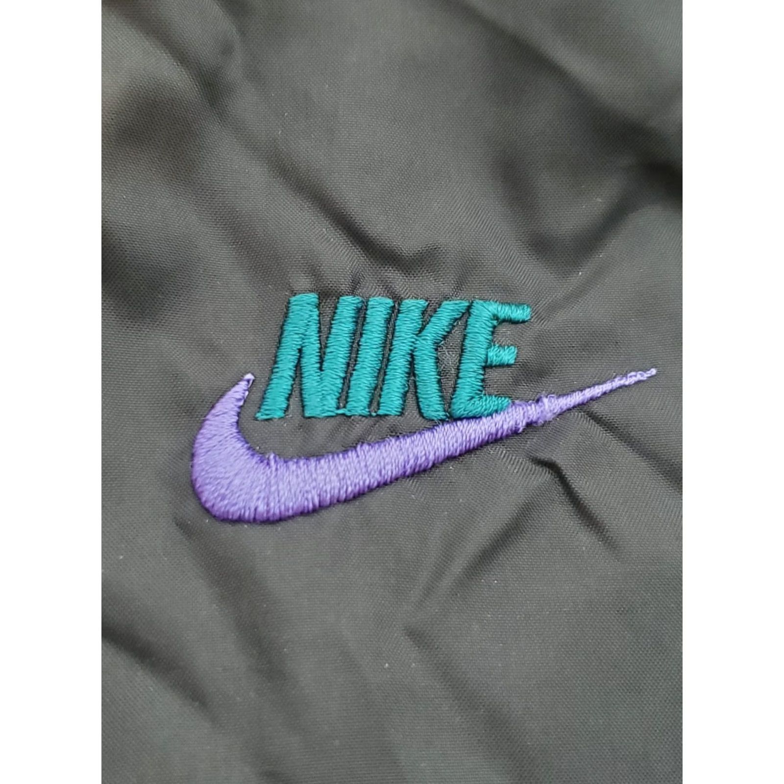 Nike VINTAGE Nike Windbreaker L Black VTG 1990s Pullover Teal Purple Embroidered Lined Adult Size US L / EU 52-54 / 3 - 7 Thumbnail