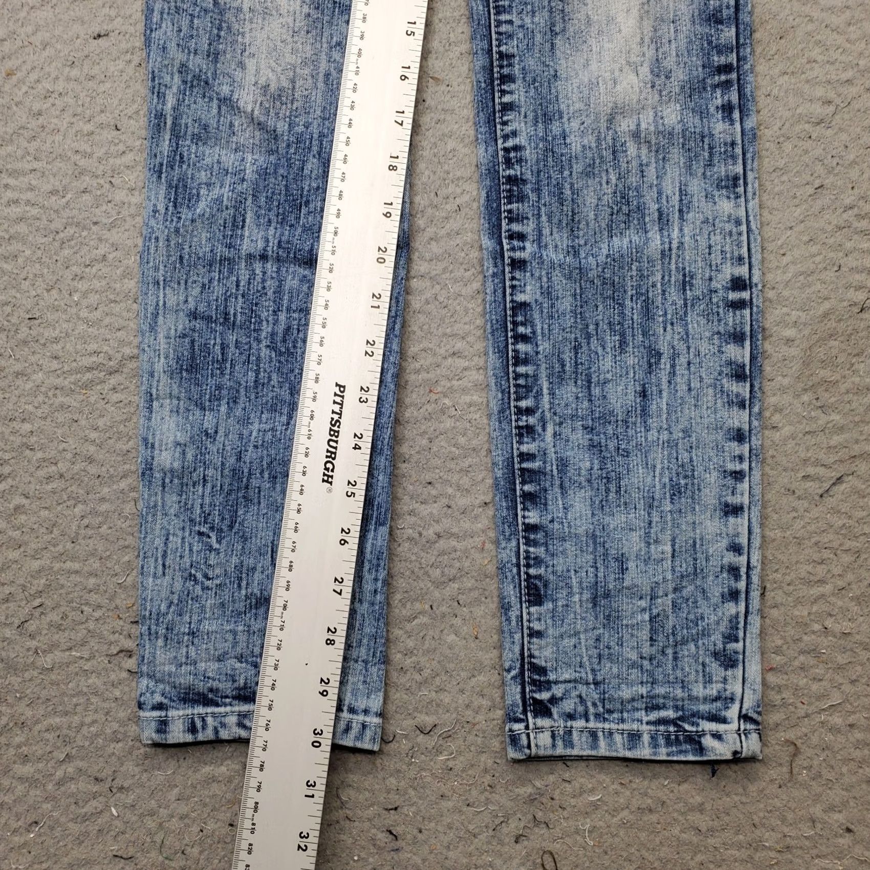 Vintage Rampage Jeans Womens 3 Denim Stretch Acid Wash Skinny Leg Casual Streetwear Womens Size 3 Blue Denim 26x30 5-Pocket Size 26" / US 2 / IT 38 - 4 Thumbnail