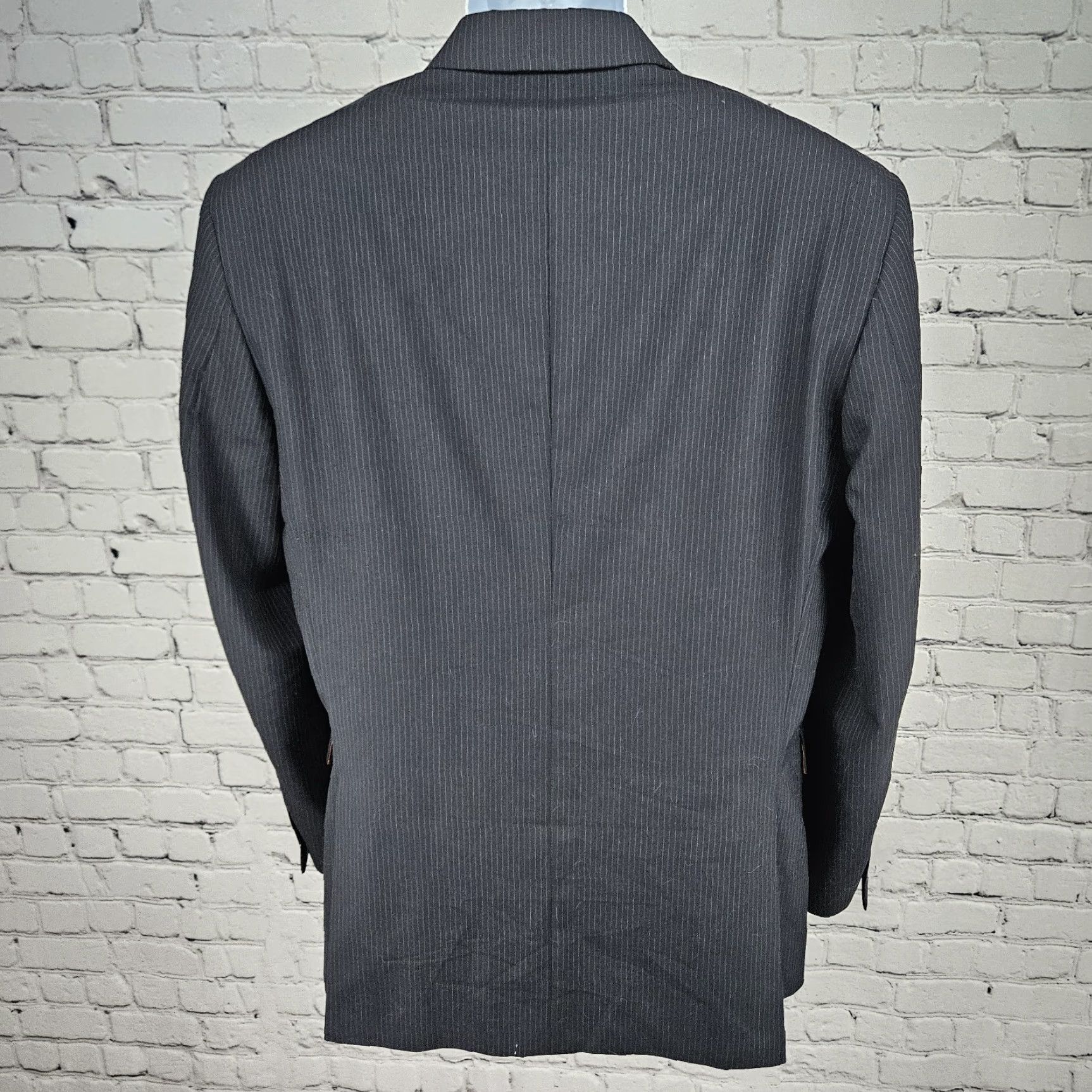 Jos. A. Bank Jos. A. Bank Blazer 40R Navy 100% Wool Slim Fit 2 Button Notch Mens Size 40R - 2 Thumbnail