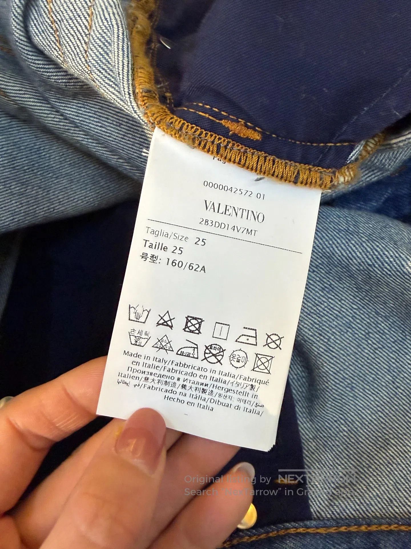 Japanese Brand Valentino New With Tags Jeans. Size 25" / US 0 / IT 36 - 6 Thumbnail