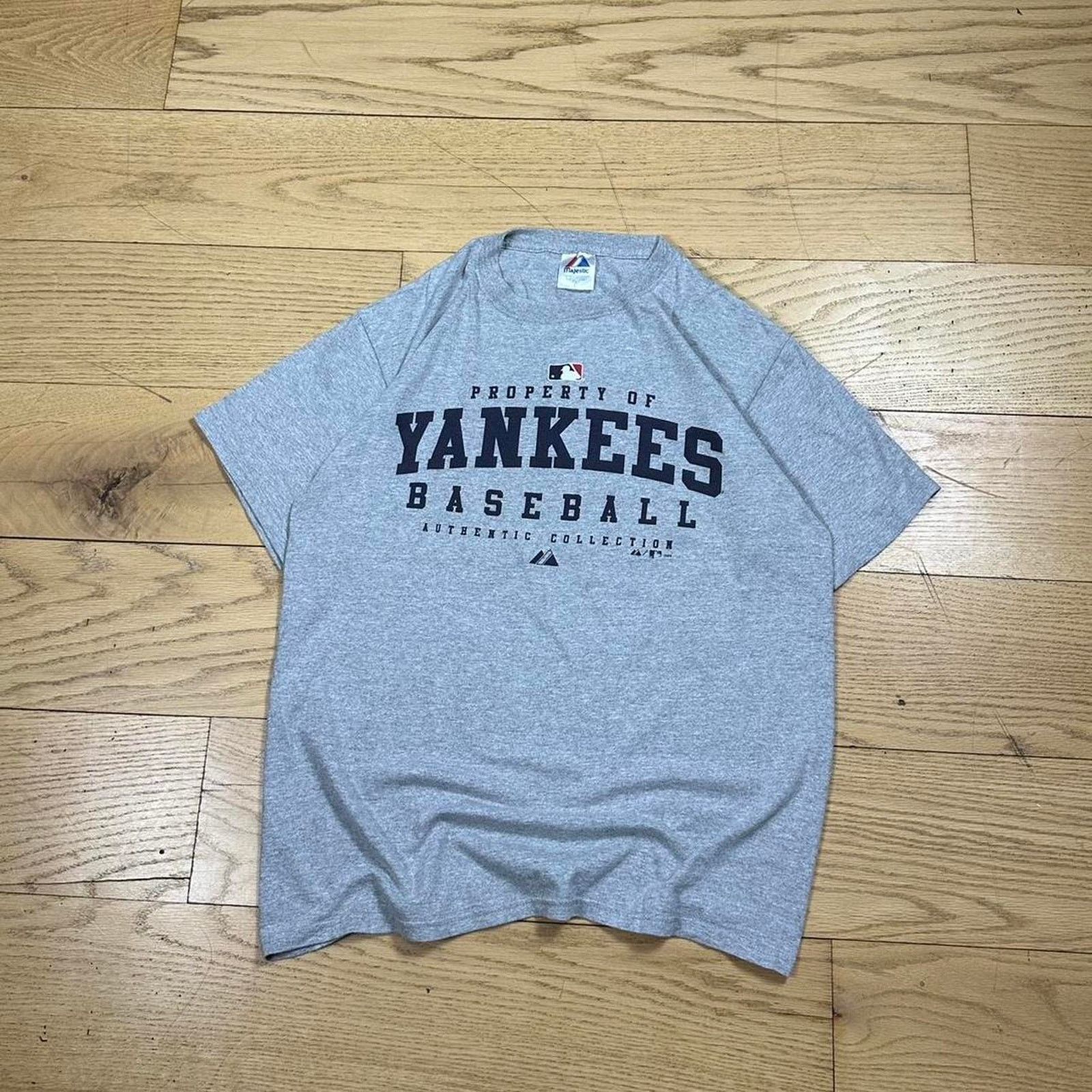 MLB × Majestic × Vintage Vintage New York Yankees T-shirt Size US L / EU 52-54 / 3 - 1 Thumbnail
