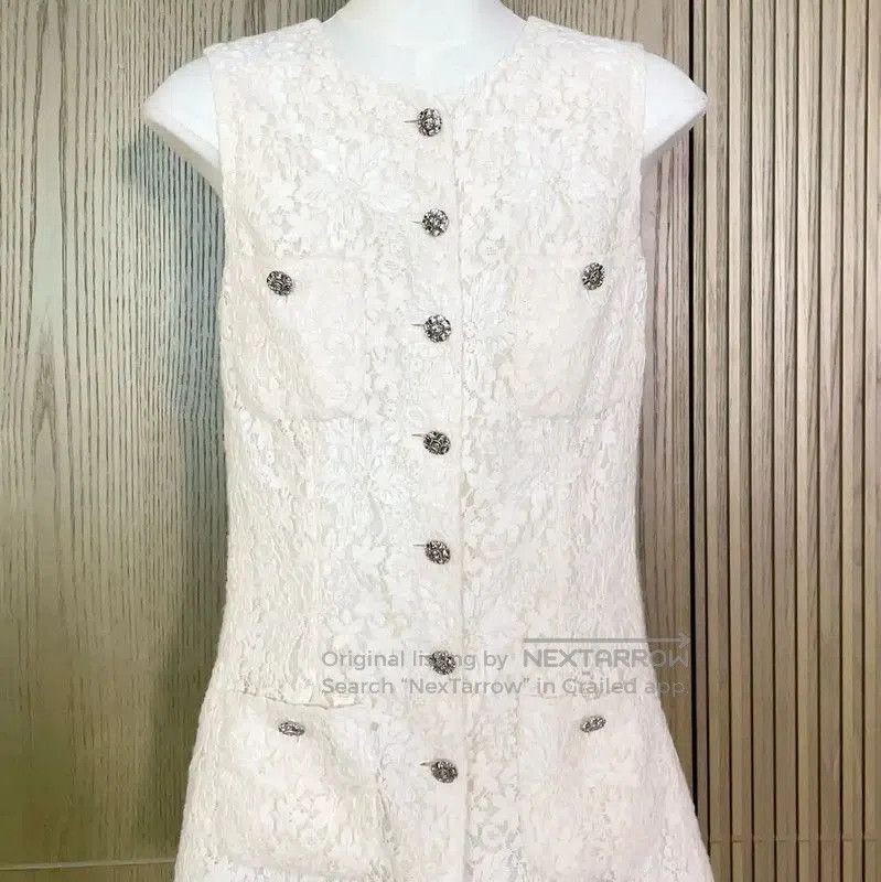 Chanel Chanel White Wool Blend Lace Sleeveless Cardigan . Size S / US 4 / IT 40 - 3 Thumbnail