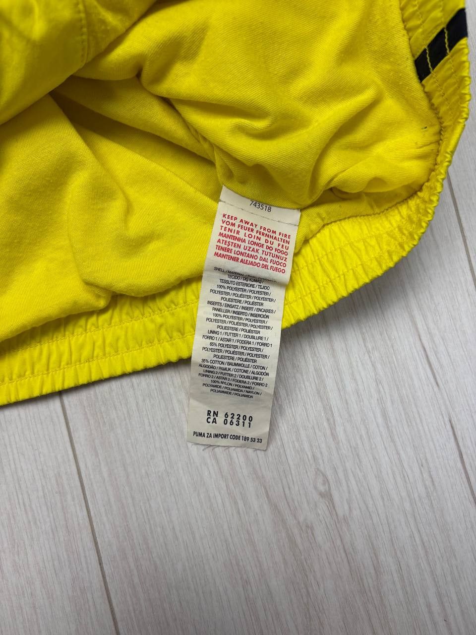 Puma Puma BORUSSIA Dortmund Soccer Windbreaker Vintage Jacket Size US XL / EU 56 / 4 - 7 Thumbnail