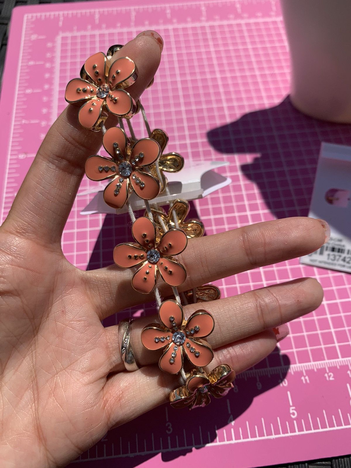 Gloria Vanderbilt Gloria Vanderbilt orange flower jewelry set earrings drops Size ONE SIZE - 7 Thumbnail