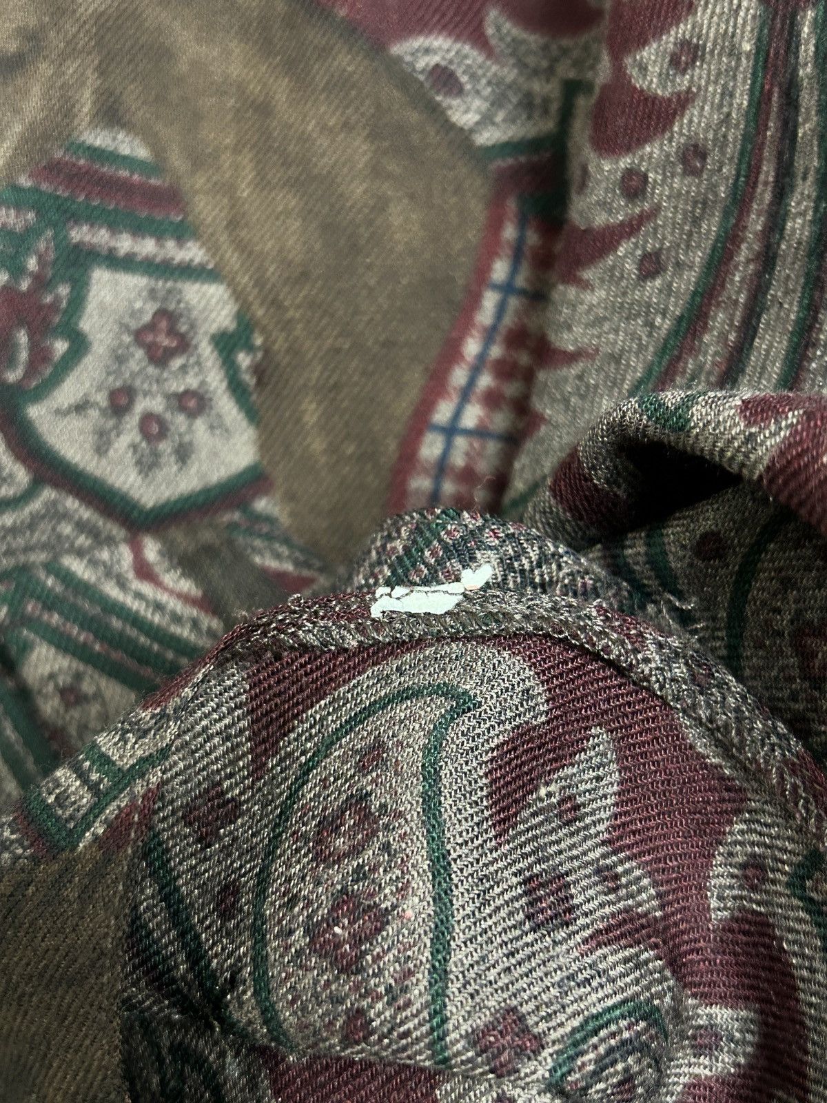 Ralph Lauren Purple Label 70s Ralph Lauren Purple Label Horse Print Paisley AOP Shirt Size M / US 6-8 / IT 42-44 - 11 Thumbnail