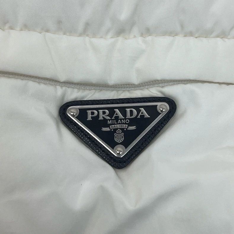 Prada Prada Size 38 White classic logo hidden hooded down jacket Size US XS / EU 42 / 0 - 8 Thumbnail