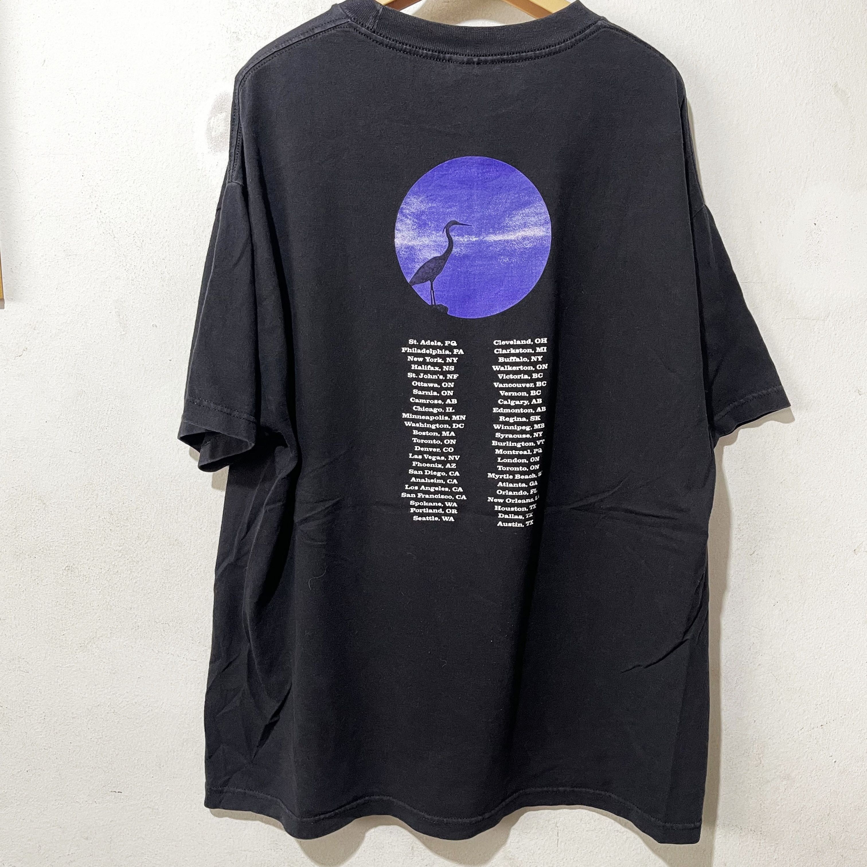 Band Tees × Vintage Vintage 2002 The Tragically Hip Shirt Size US XL / EU 56 / 4 - 4 Thumbnail