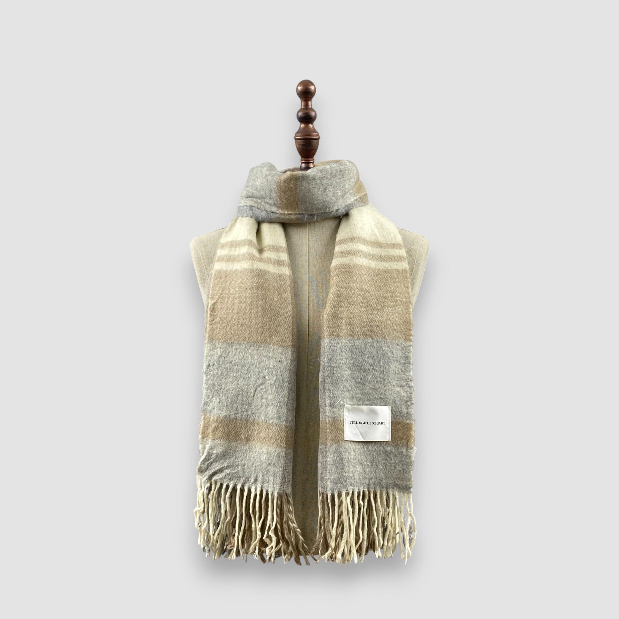 Jil Stuart Vintage Jill Stuart Scarf Muffler Wool Stole Wraps Scarves Size ONE SIZE - 1 Thumbnail
