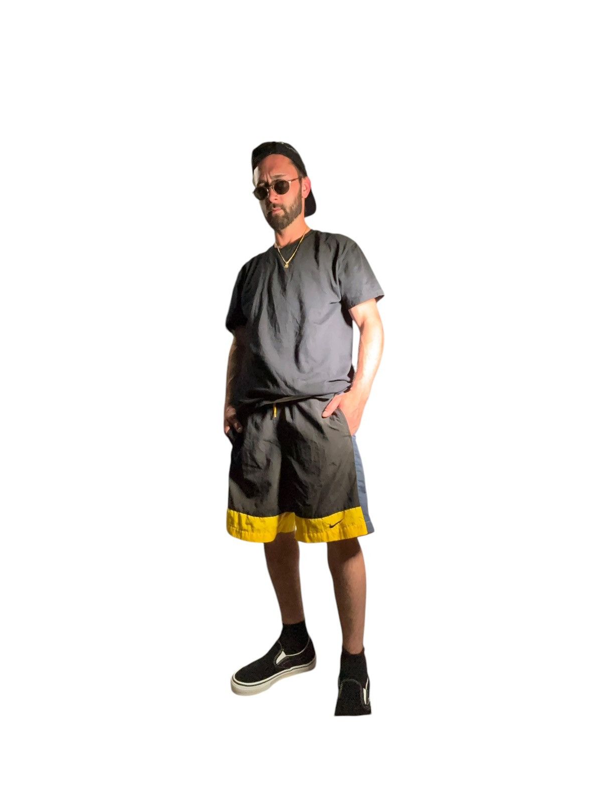 Nike × Vintage Vintage 90’s Nike Shorts Size US 32 / EU 48 - 1 Thumbnail