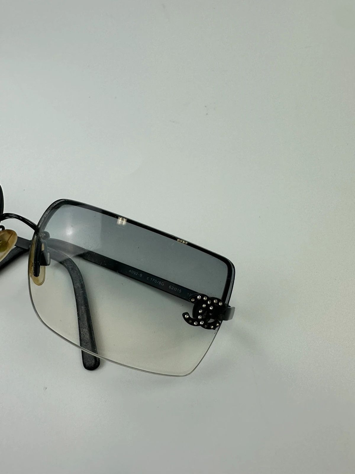 Chanel Chanel Black & White Square Frame Sunglasses Rimless Strass Size ONE SIZE - 5 Thumbnail