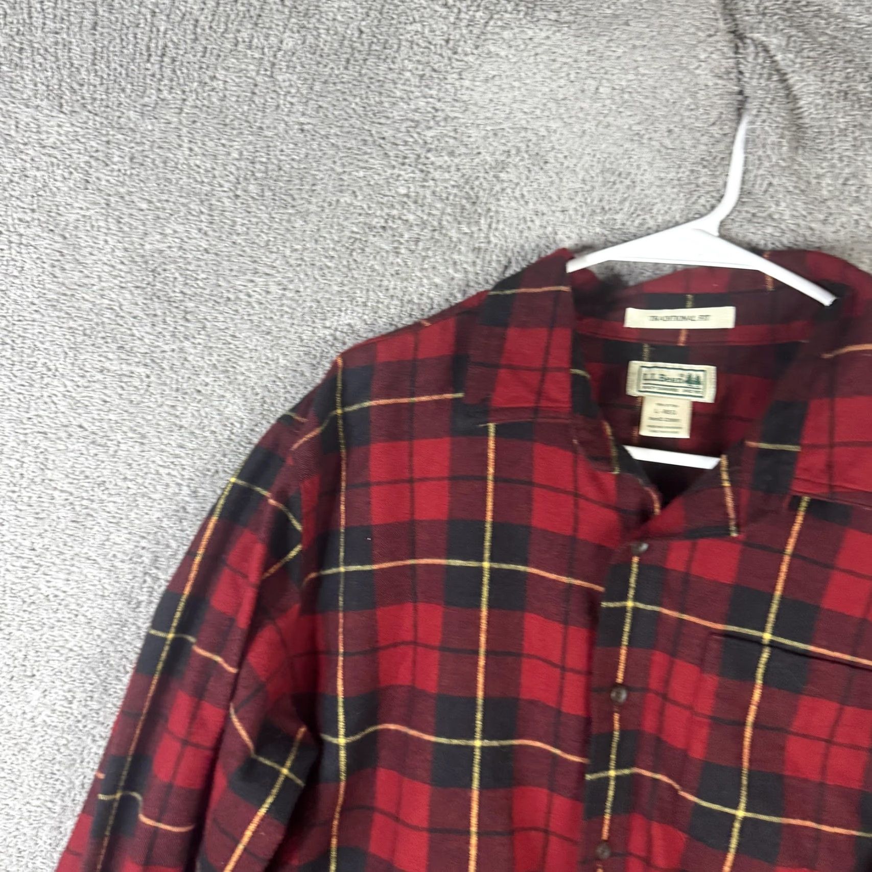 Vintage L.L. Bean Shirt Mens Large Plaid Flannel Long Sleeve Button Up Traditional Fit Red Black Yellow Accent Pocket Size US L / EU 52-54 / 3 - 5 Thumbnail