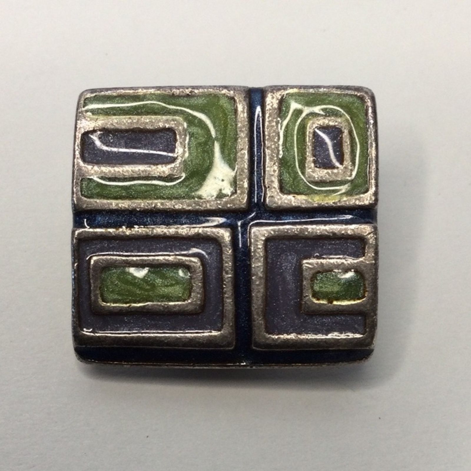 Other Square Geometric Green & Gray Vintage 1980's ClipOn Earrings Size ONE SIZE - 3 Thumbnail