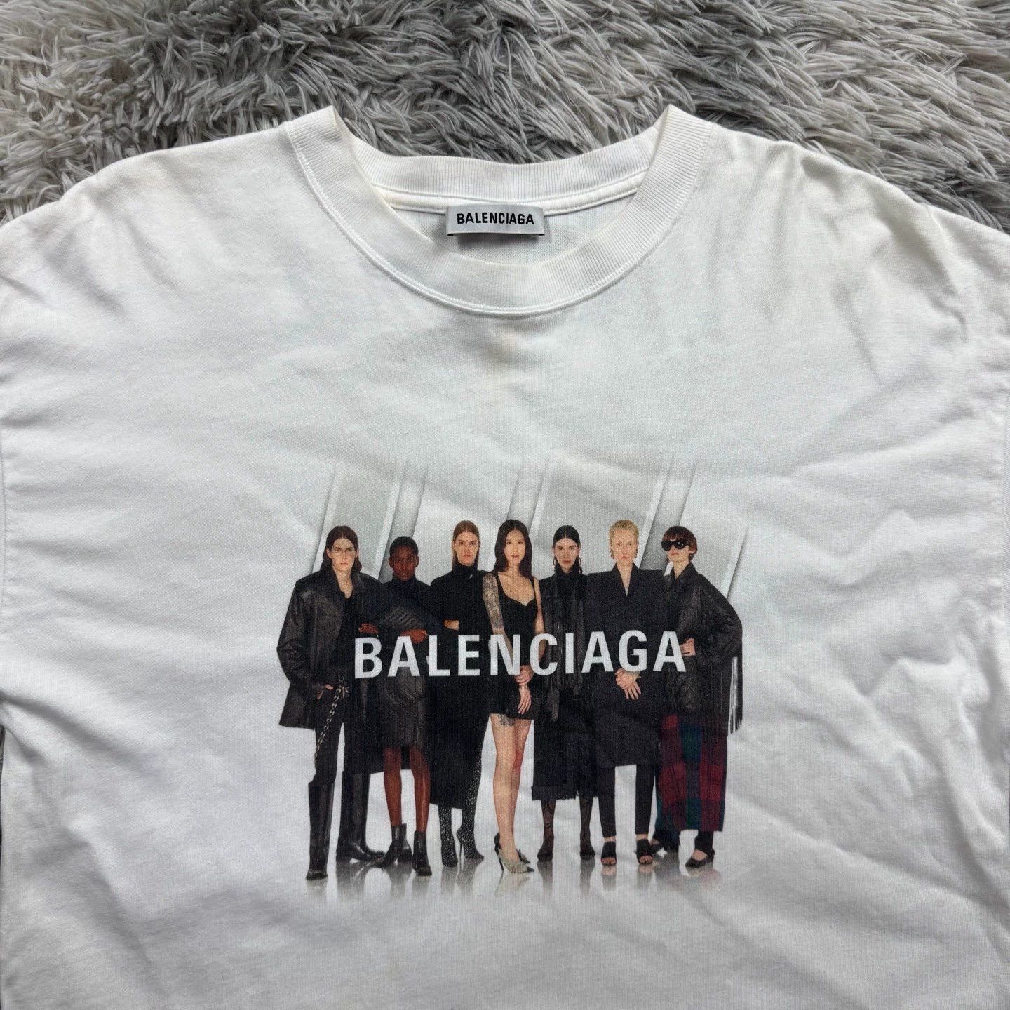 Balenciaga balenciaga graphic short sleeve t-shirt Size US M / EU 48-50 / 2 - 3 Thumbnail