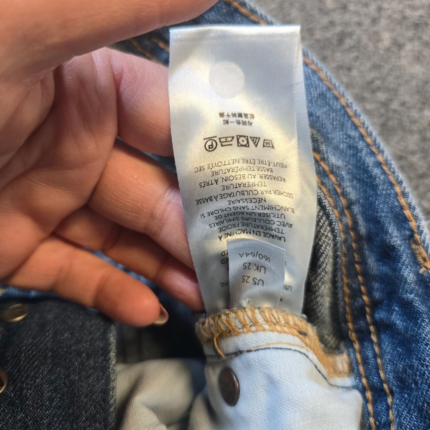 Free People Free People Jeans Womens Size 25 Blue Distressed Straight Leg Raw Hem Cropped Size 42" / US 20 - 6 Thumbnail
