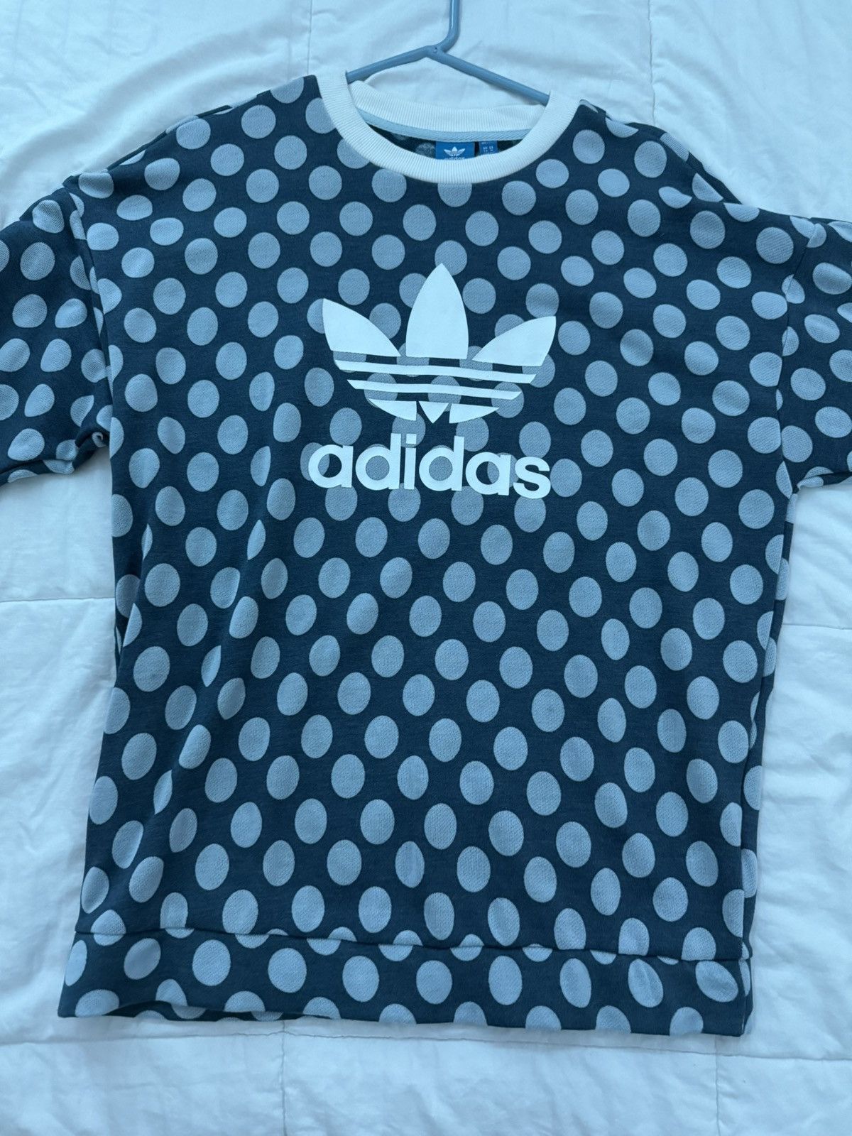 Adidas NEW WOMENS M ADIDAS BLUE POLKADOT SWEATSHIRT Size US M / EU 48-50 / 2 - 1 Thumbnail
