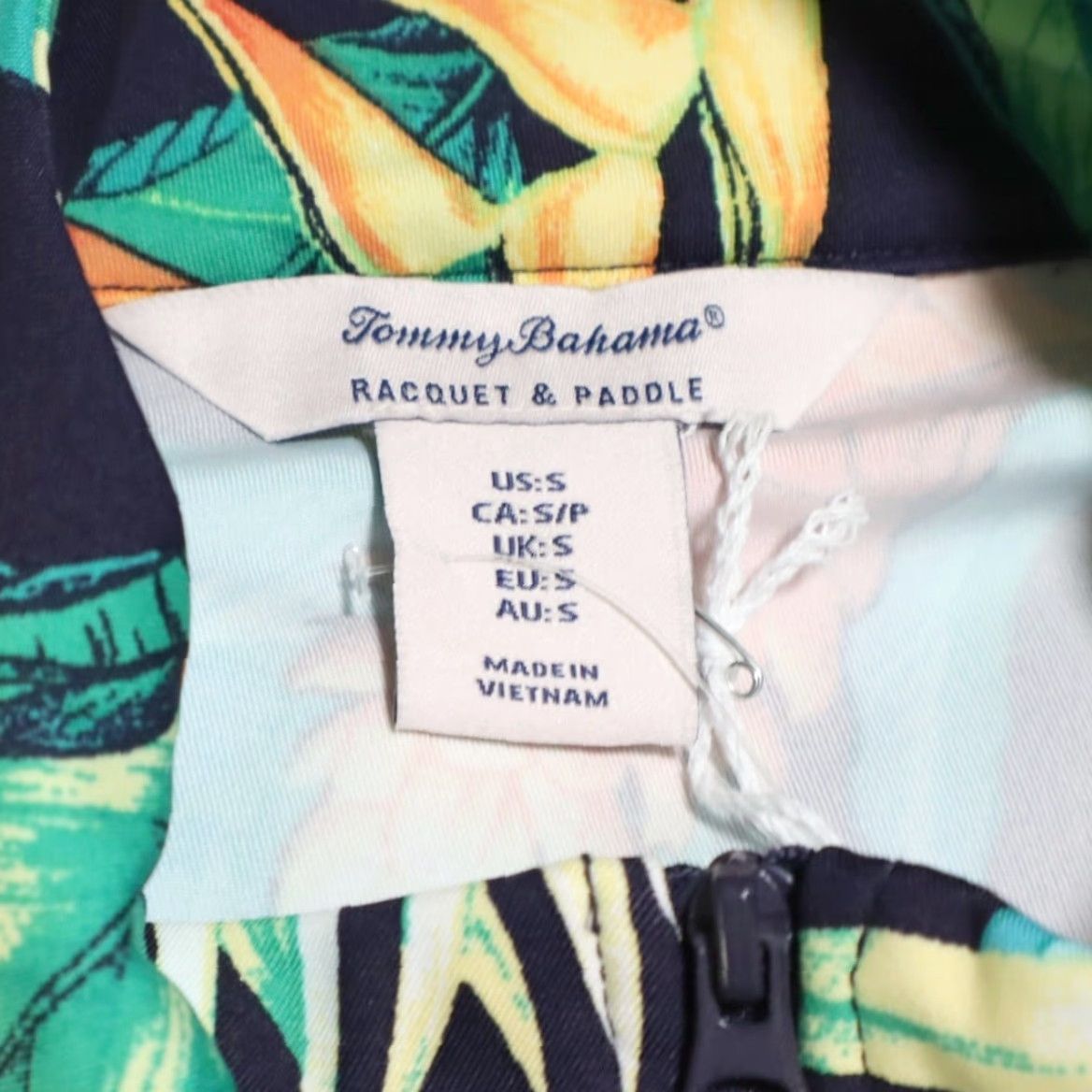 Tommy Bahama Tommy Bahama Racquet & Paddle 1/2 Zip Pullover Floral Navy Blue Women's S Shirt Size S / US 4 / IT 40 - 5 Thumbnail