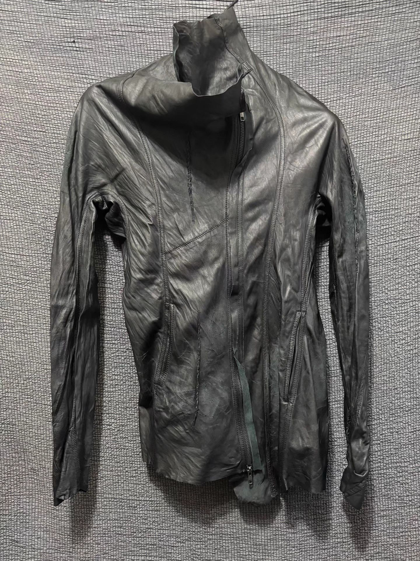 Sandrine Philippe Sandrine Philippe handcrafted pleated leather jacket Size US S / EU 44-46 / 1 - 1 Thumbnail