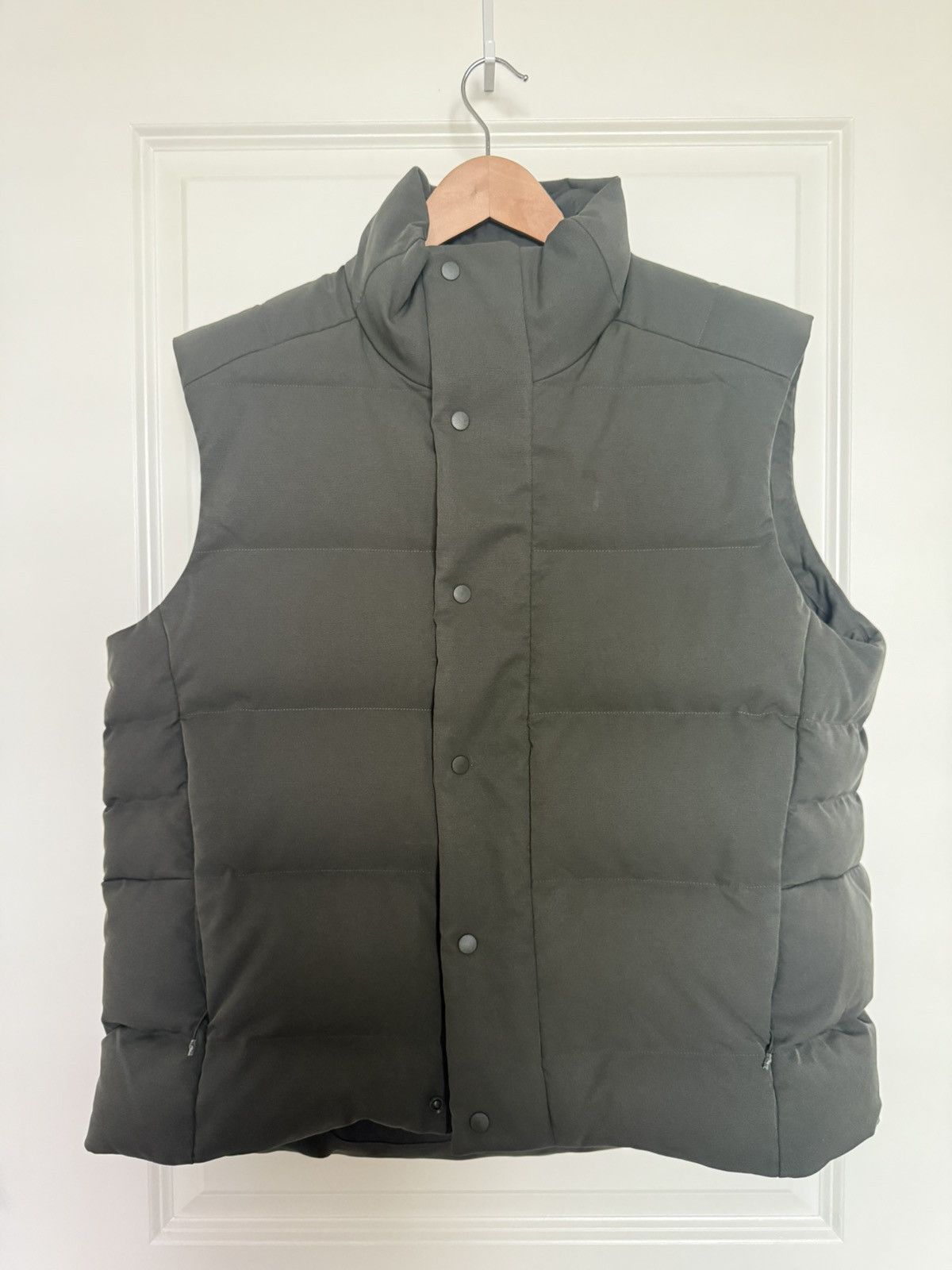 Lululemon Lululemon Wunder Puff Vest - Slate Brown sz M Size US M / EU 48-50 / 2 - 1 Thumbnail