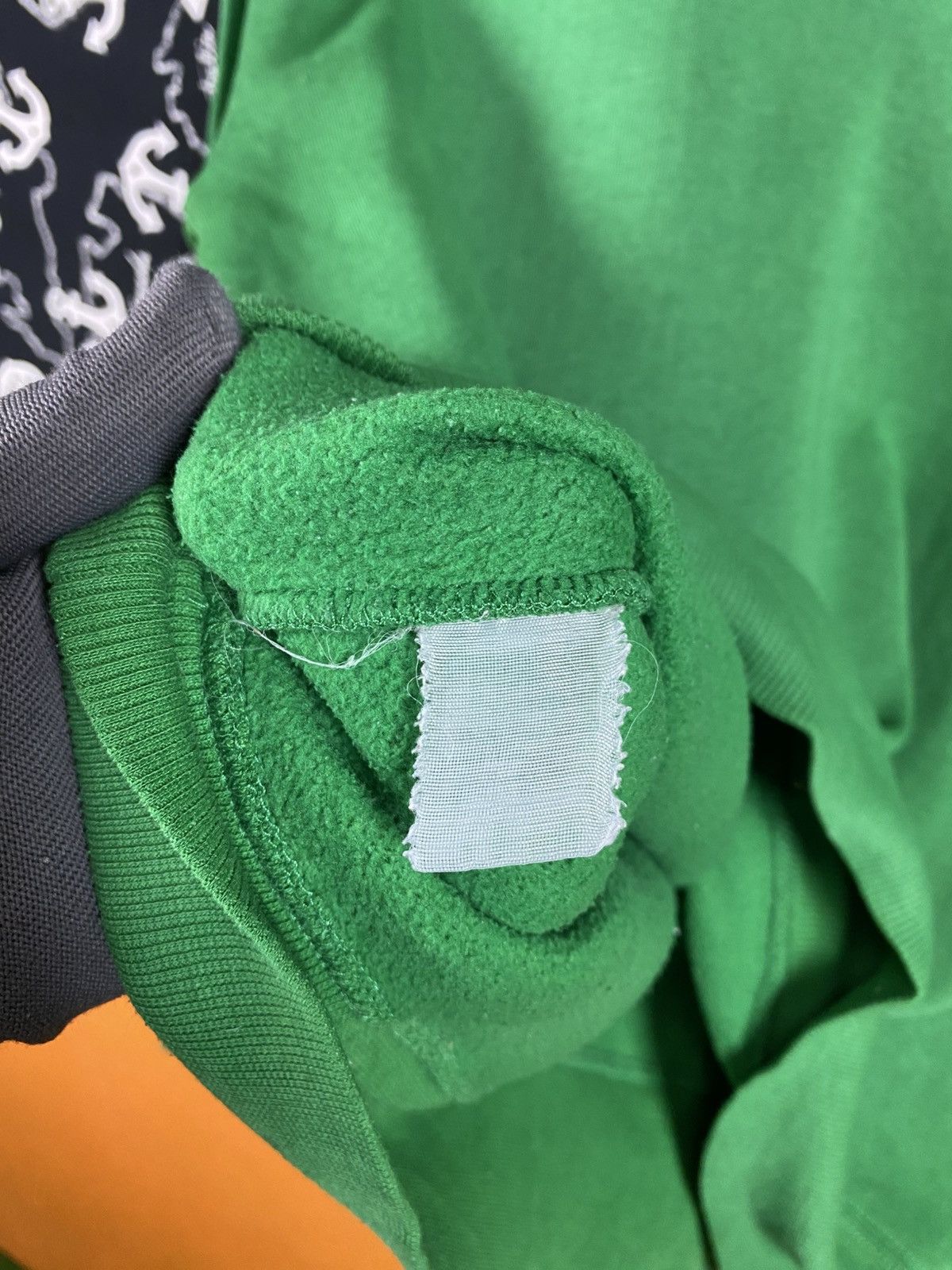 Japanese Brand Homeboys Nature 1975 Green Graphic Smiley Peace Earth Size US L / EU 52-54 / 3 - 9 Thumbnail